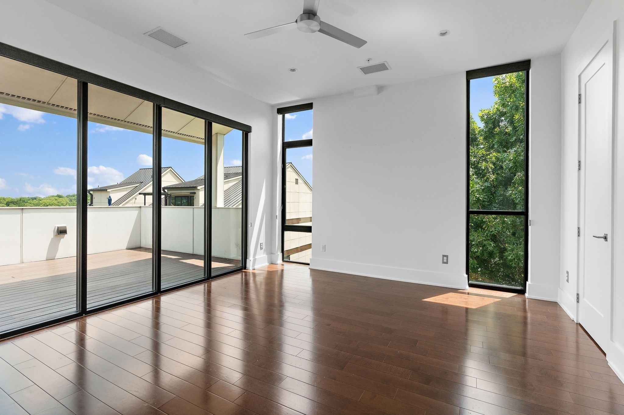 204 Acklen Park Dr Unit: 302