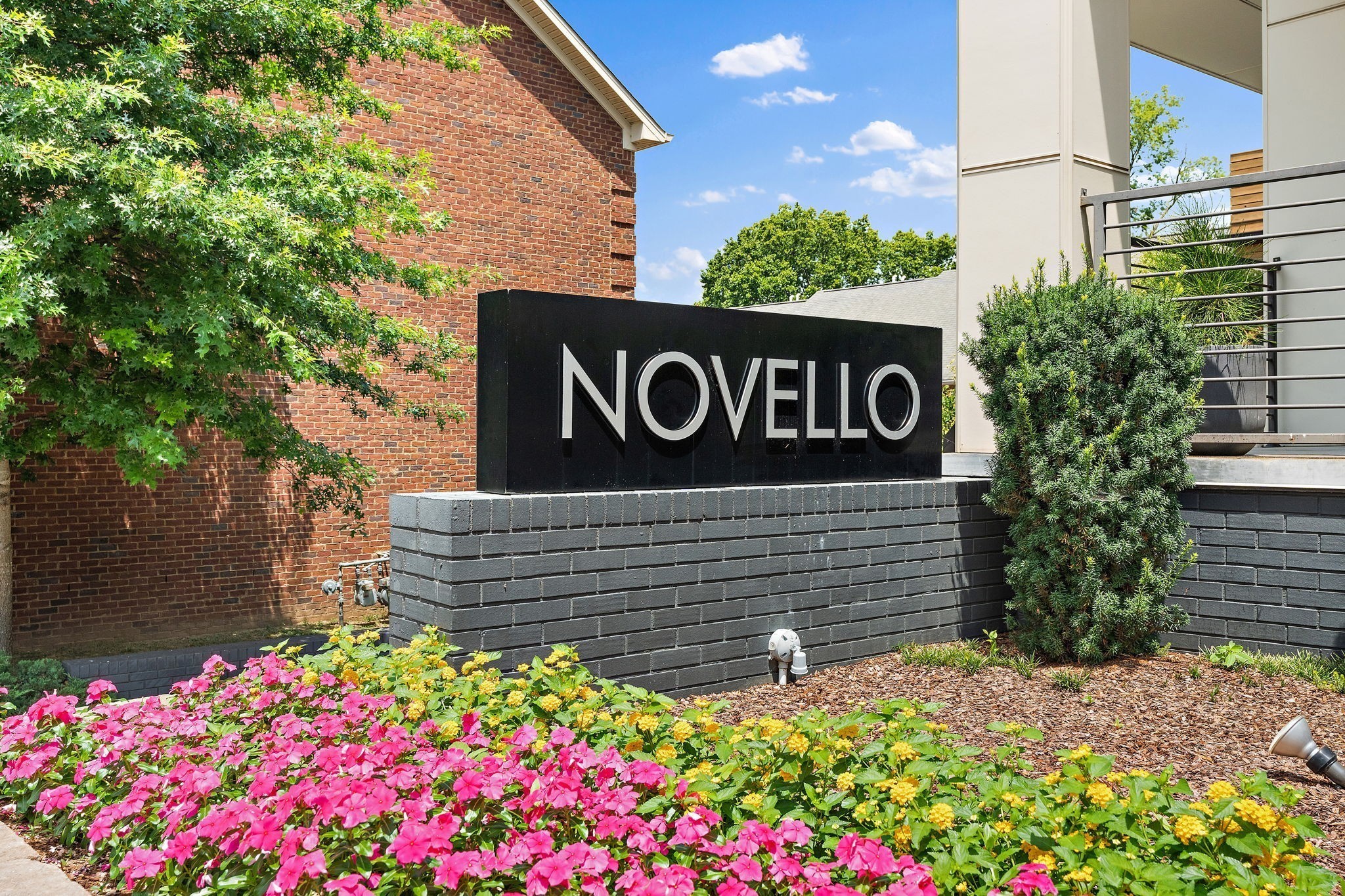 204 Acklen Park Dr Unit: 302