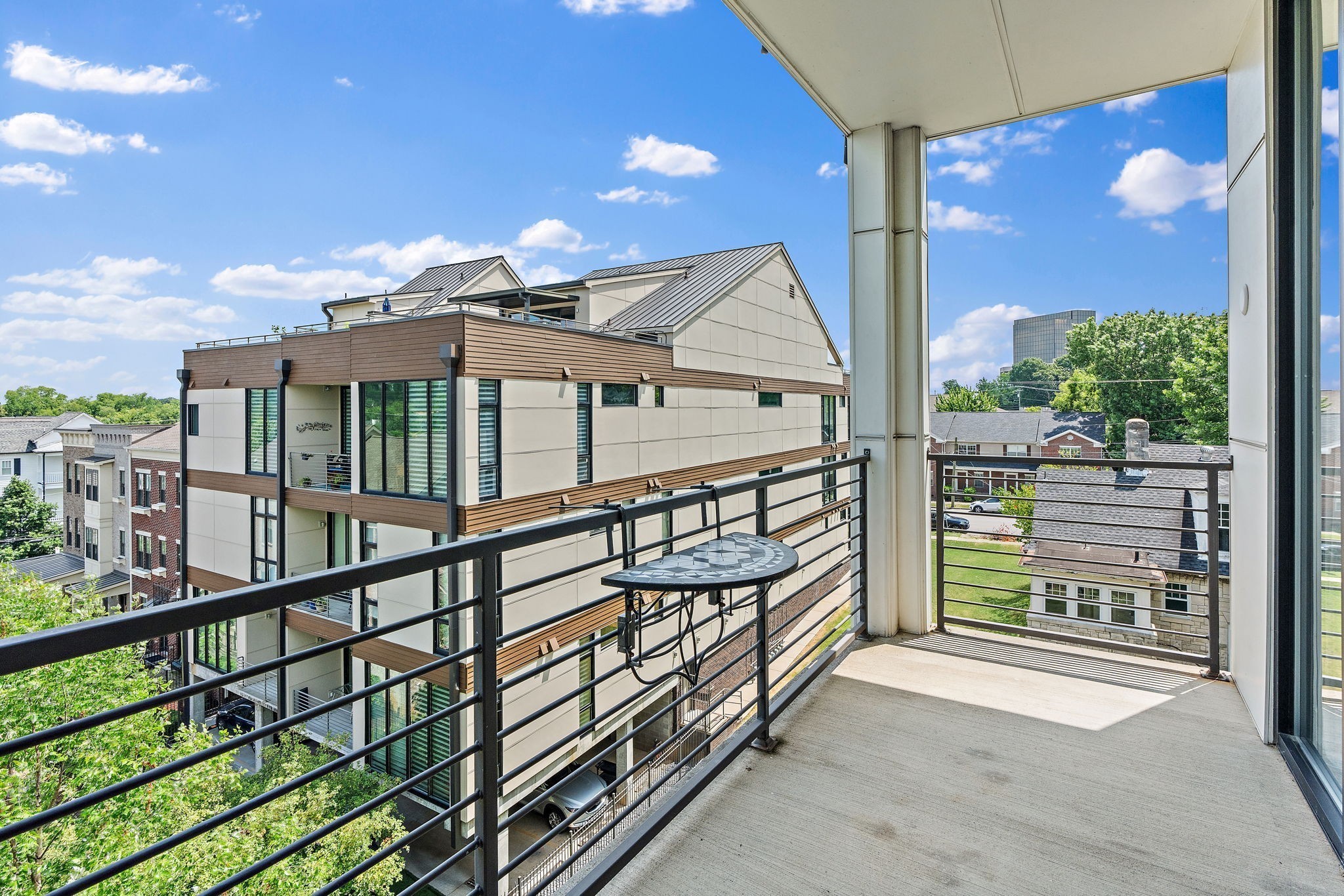 204 Acklen Park Dr Unit: 302
