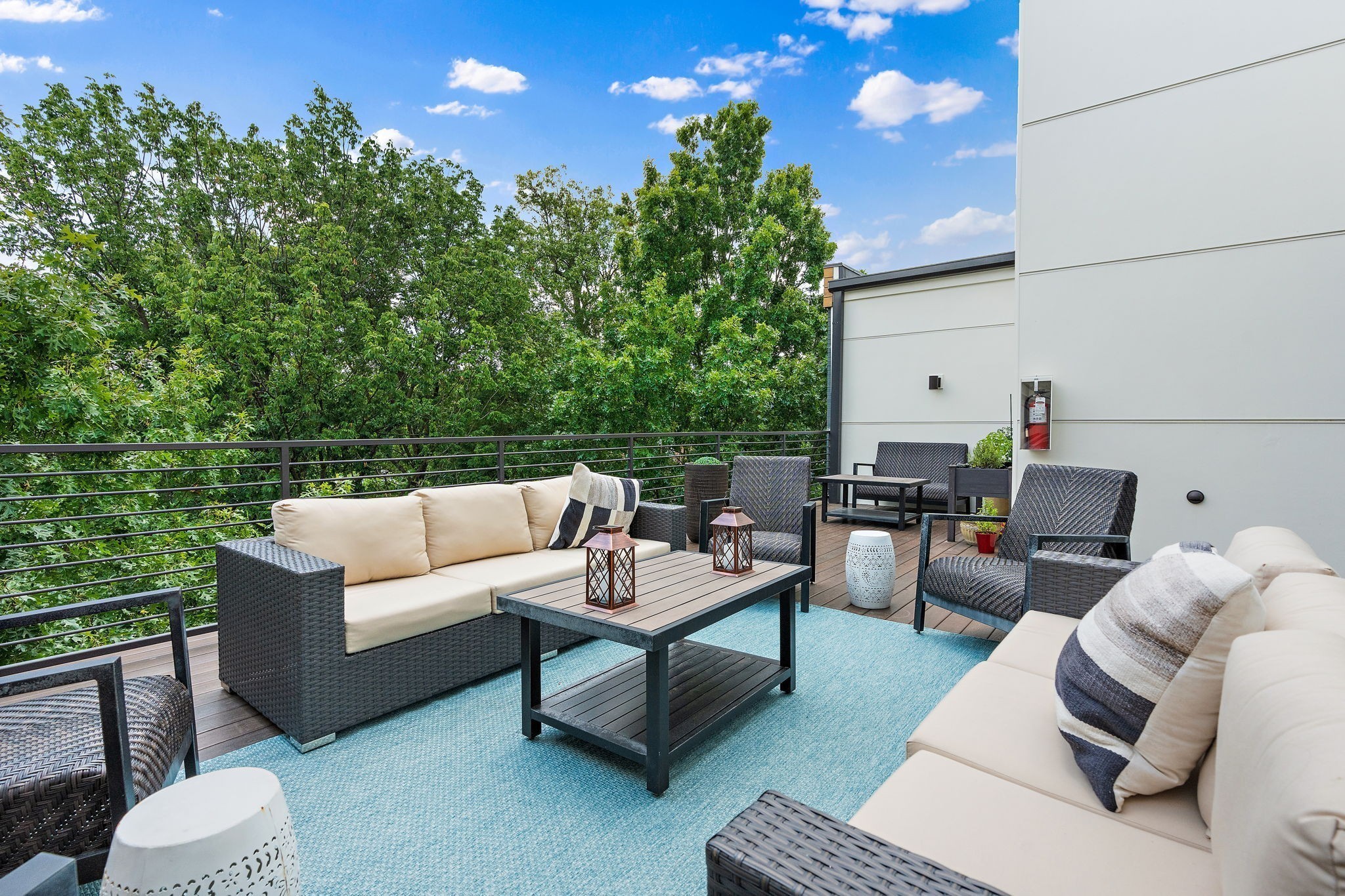 204 Acklen Park Dr Unit: 302