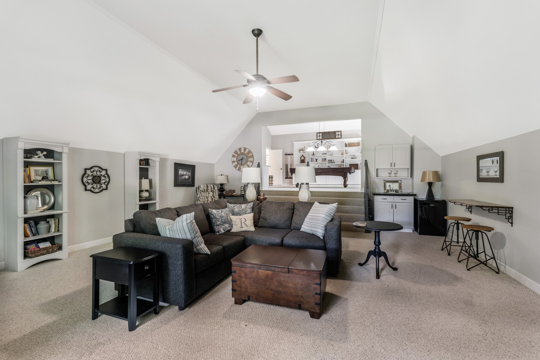 513 Barrington Dr