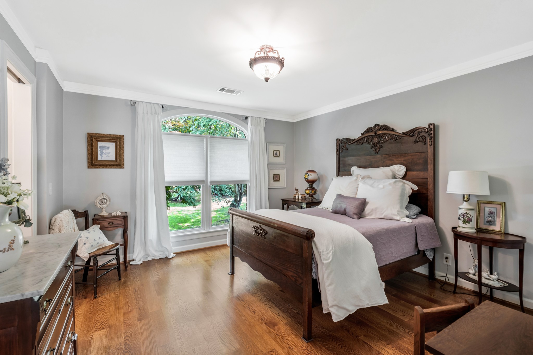 513 Barrington Dr