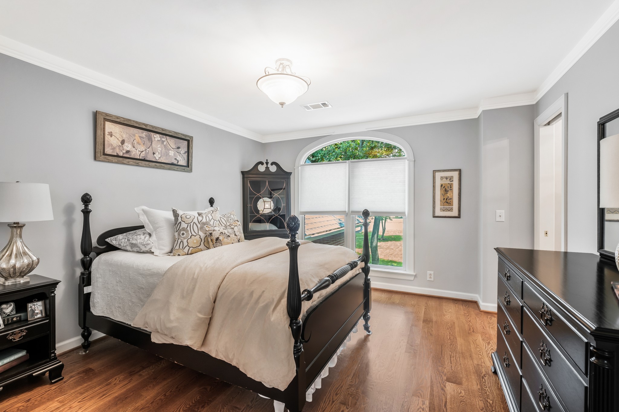 513 Barrington Dr