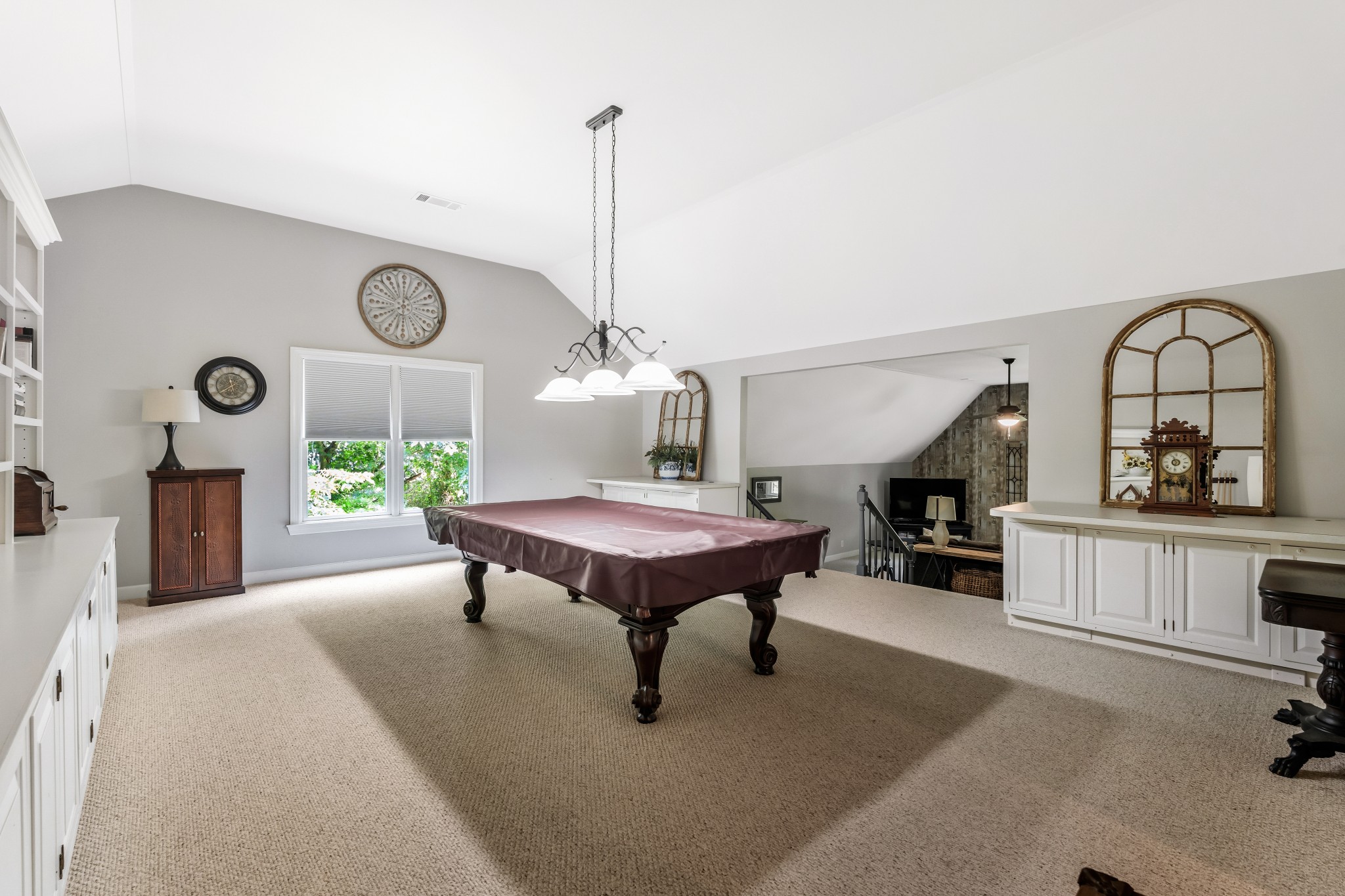 513 Barrington Dr