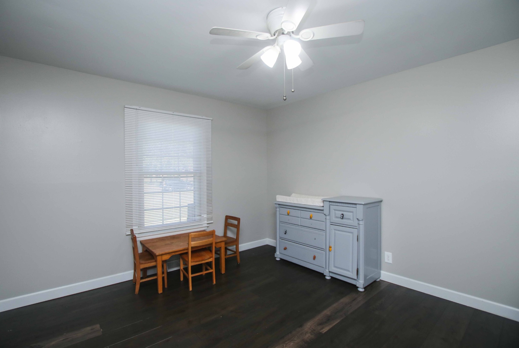 106 Ledgeview Dr