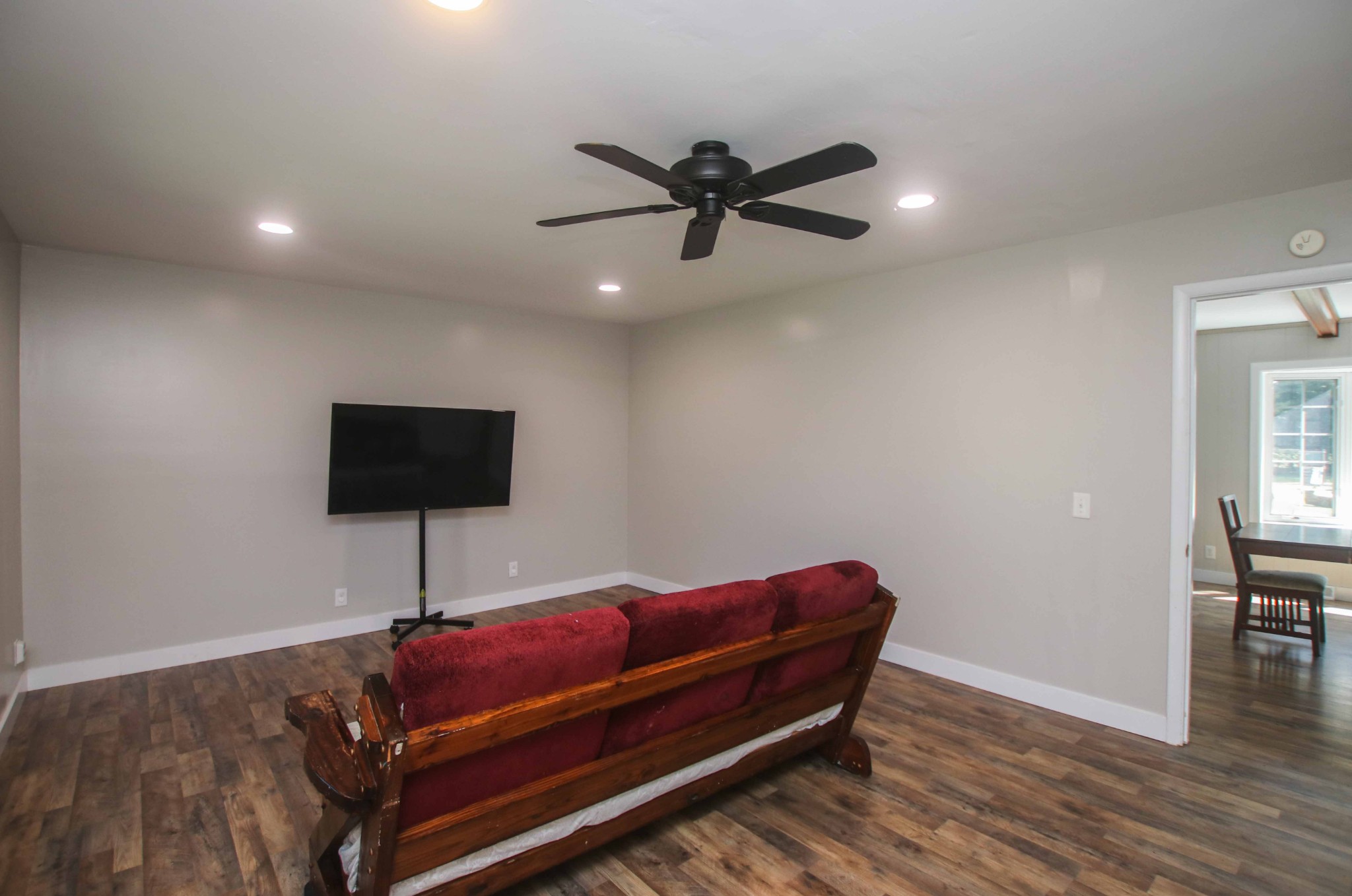 106 Ledgeview Dr