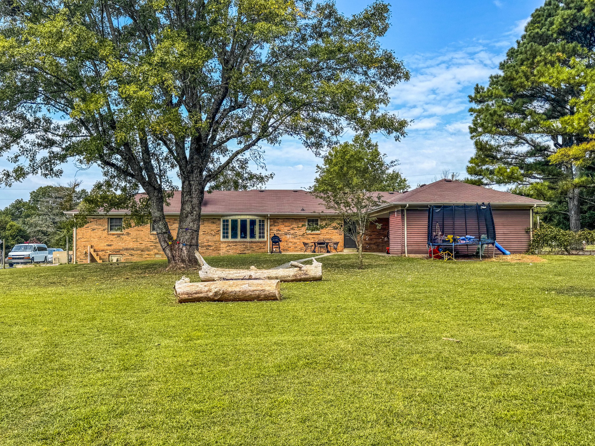 106 Ledgeview Dr