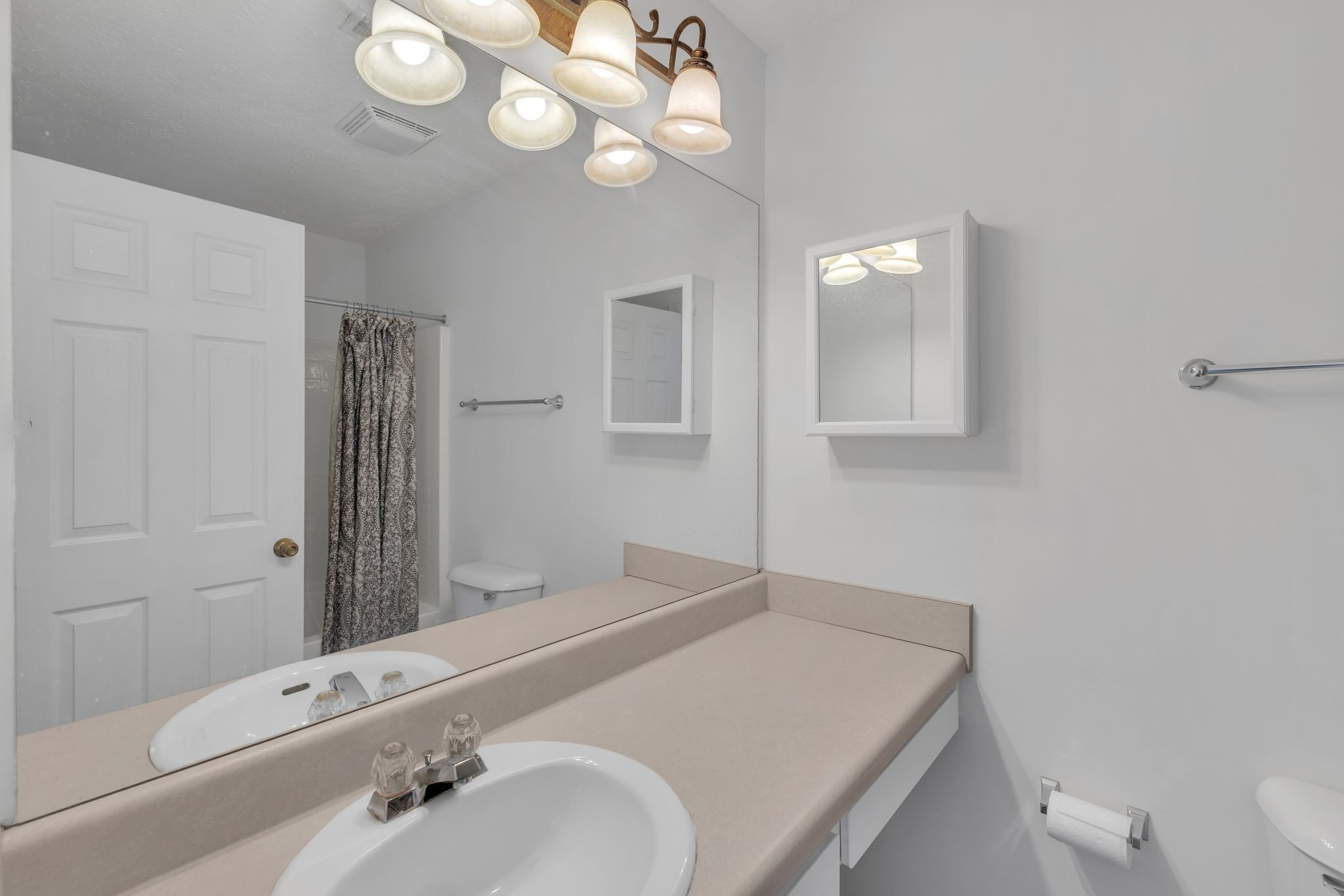 604 Flintlock Ct Unit: 604