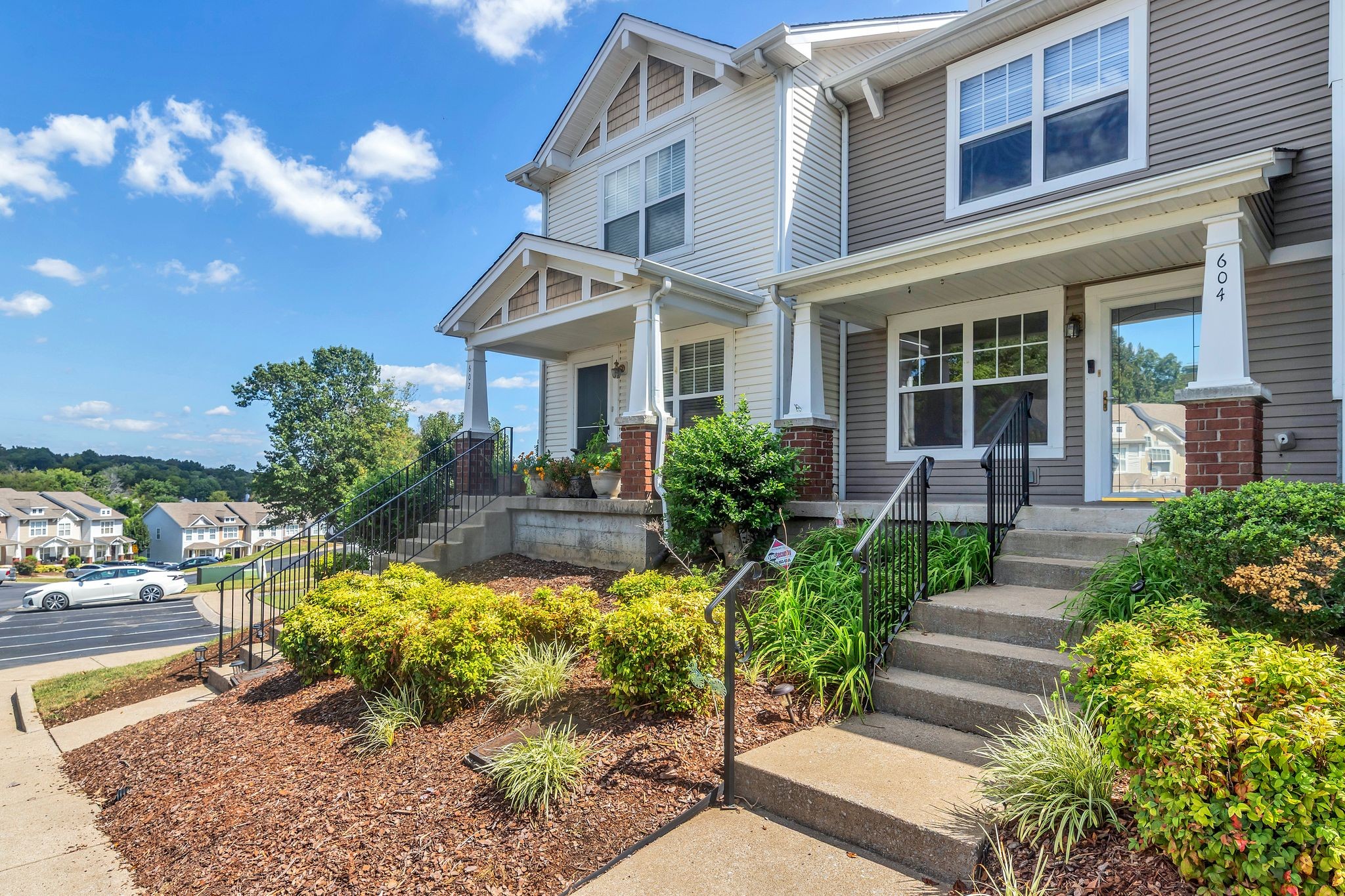 604 Flintlock Ct Unit: 604