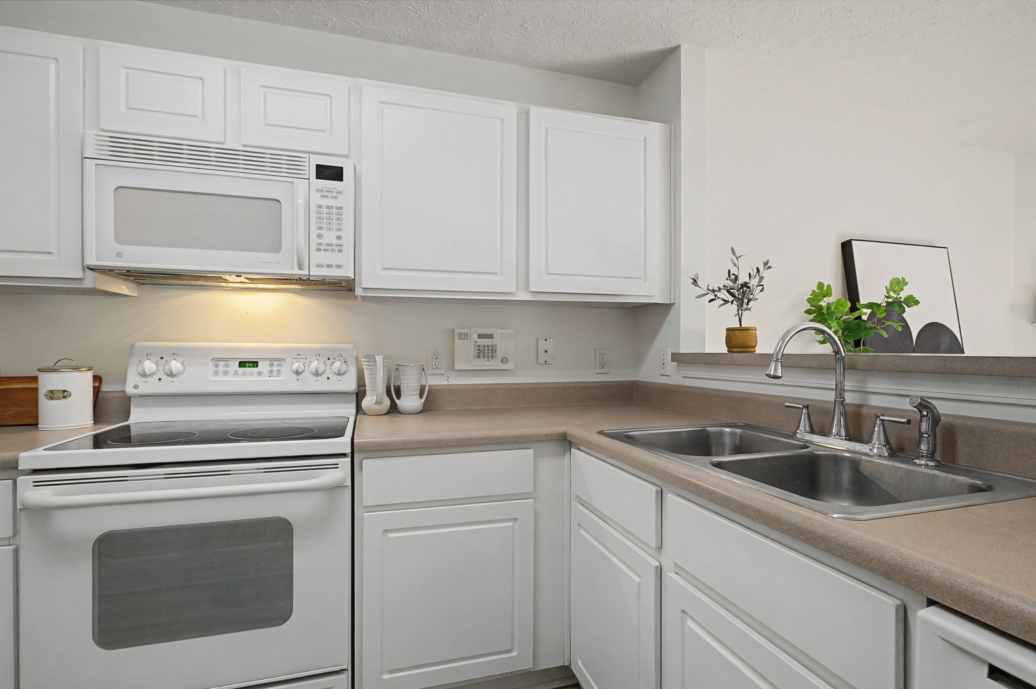 604 Flintlock Ct Unit: 604