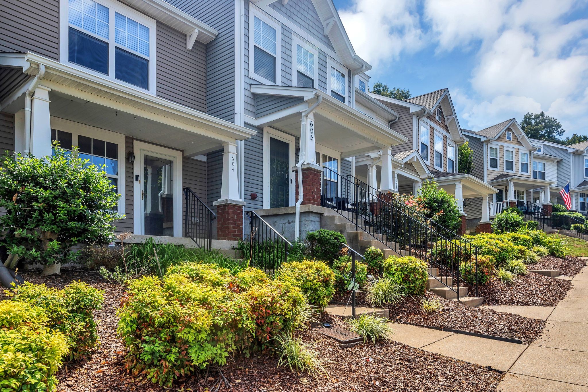 604 Flintlock Ct Unit: 604