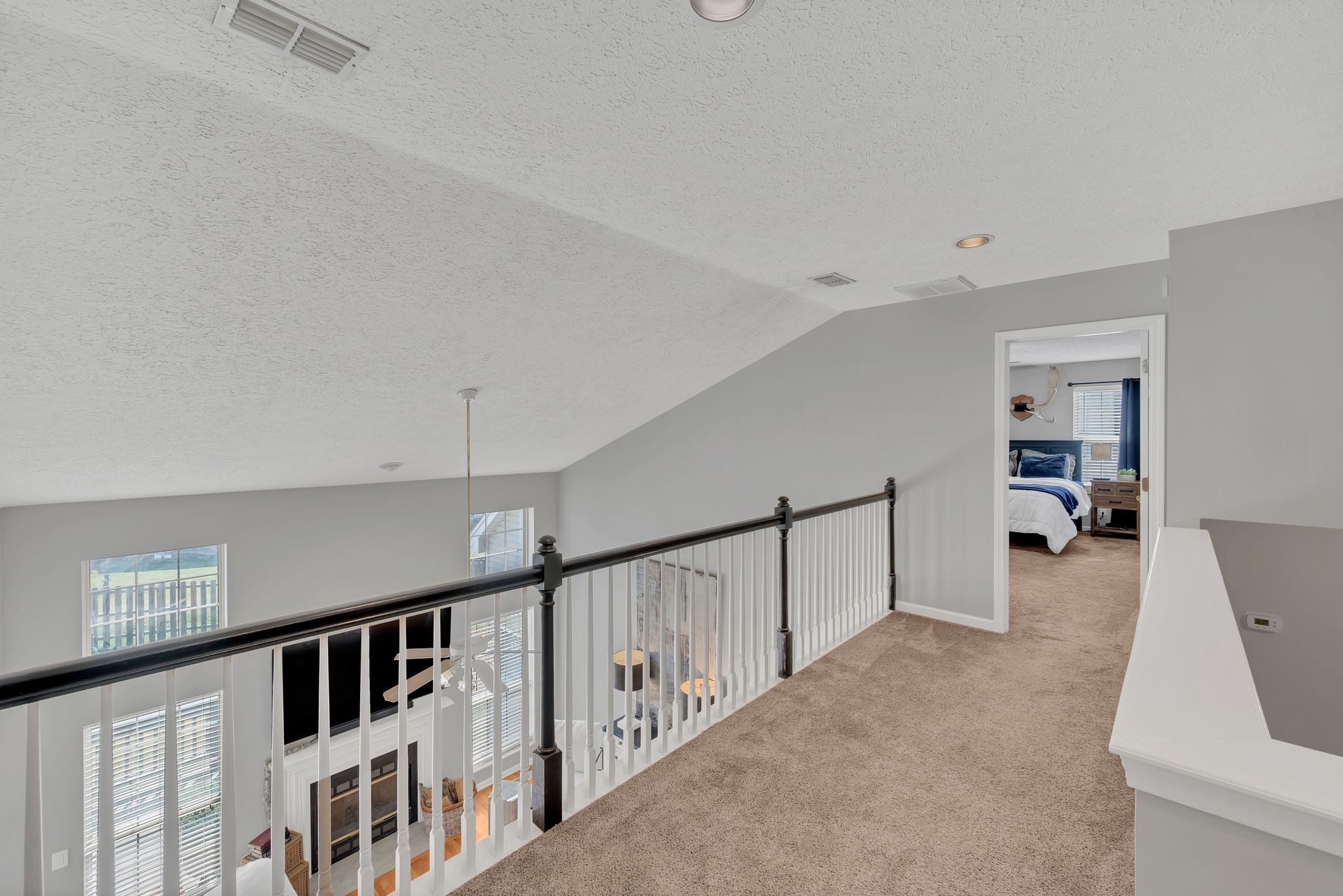 121 Rose Garden Ln
