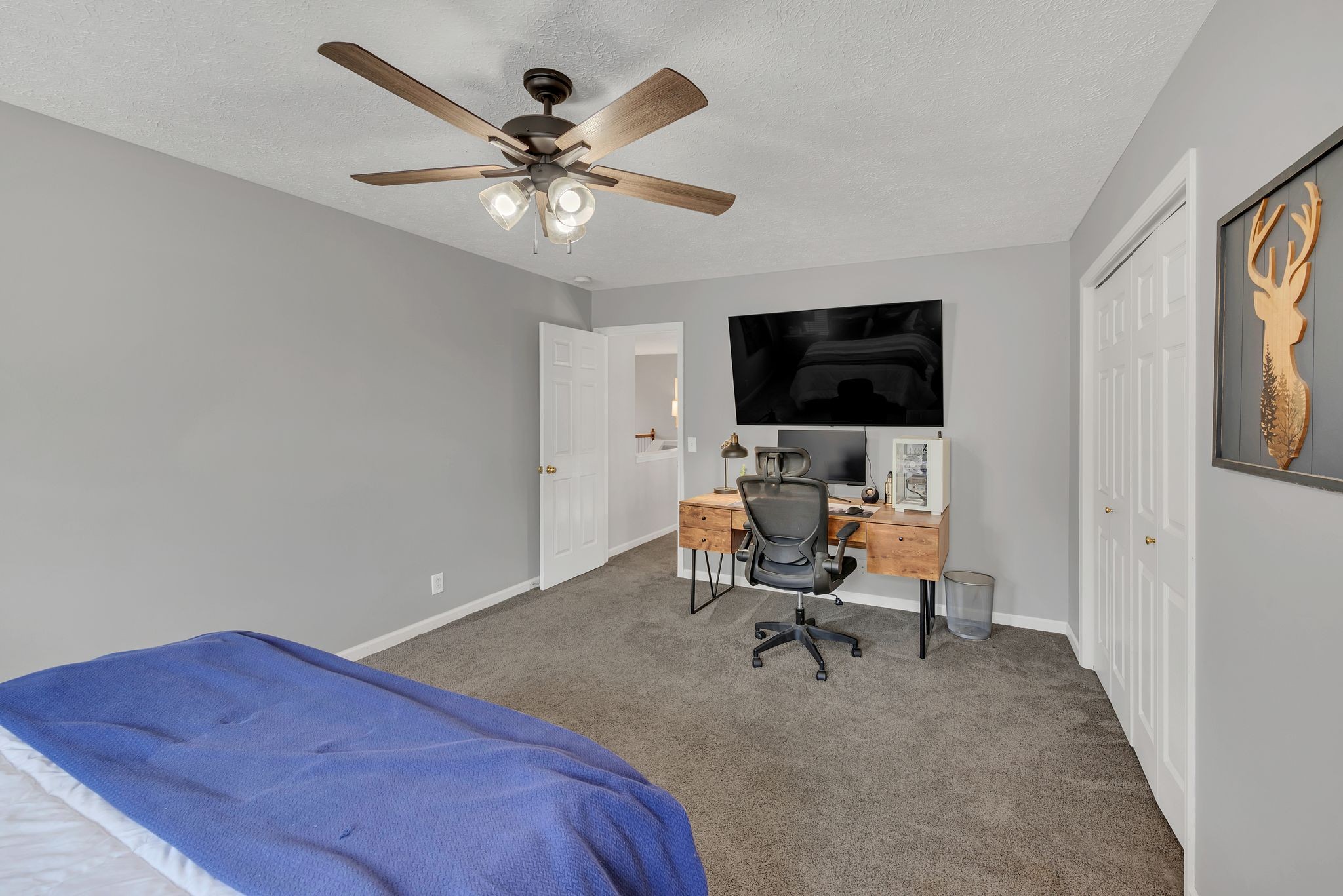 121 Rose Garden Ln