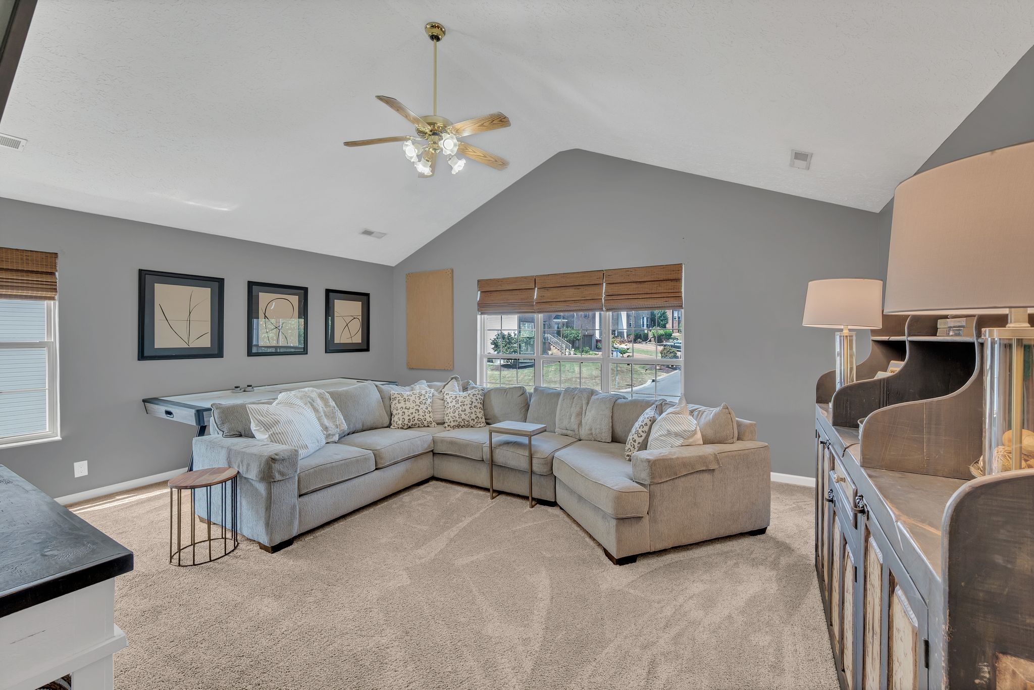121 Rose Garden Ln