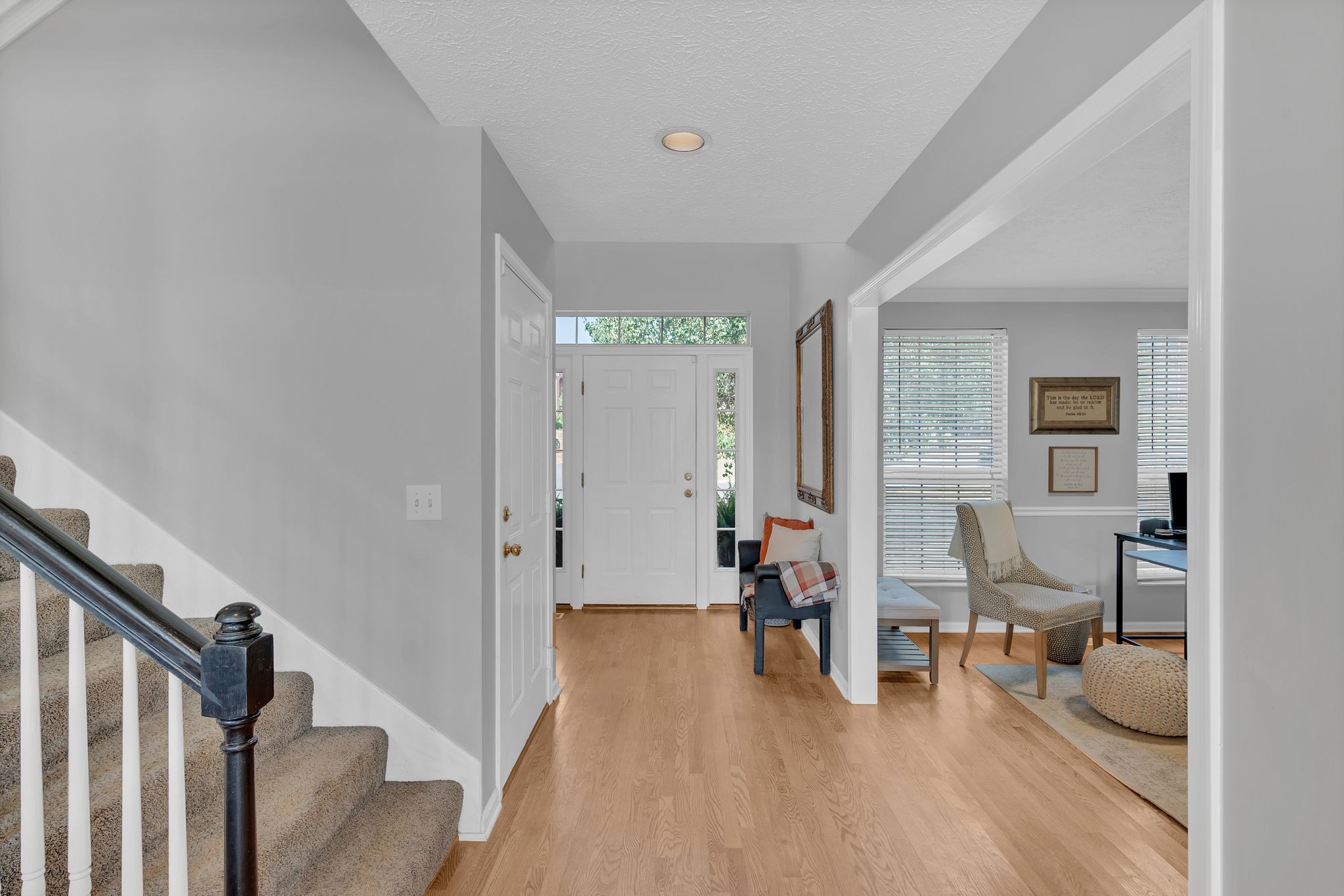 121 Rose Garden Ln
