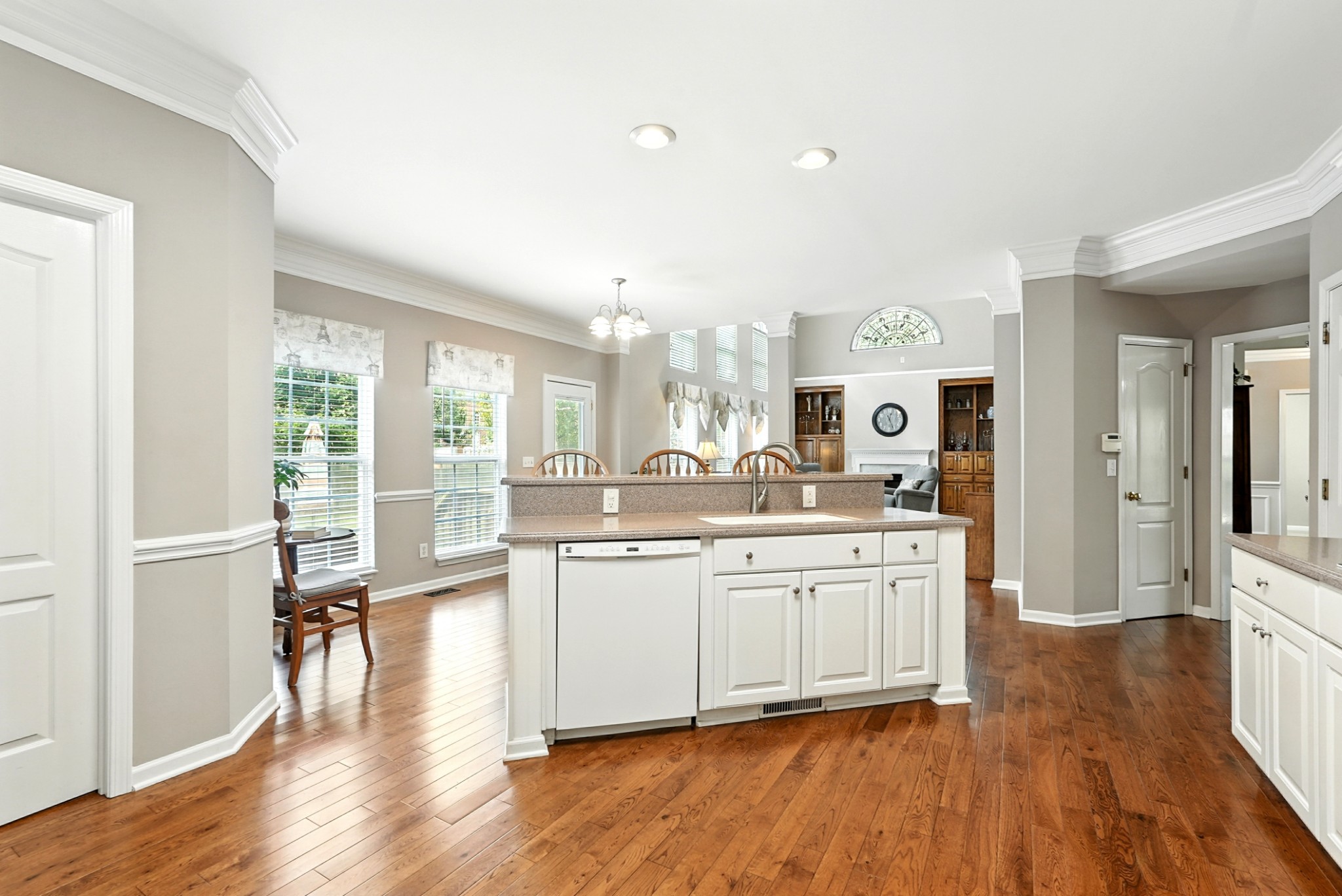 704 Trace Glen Ct