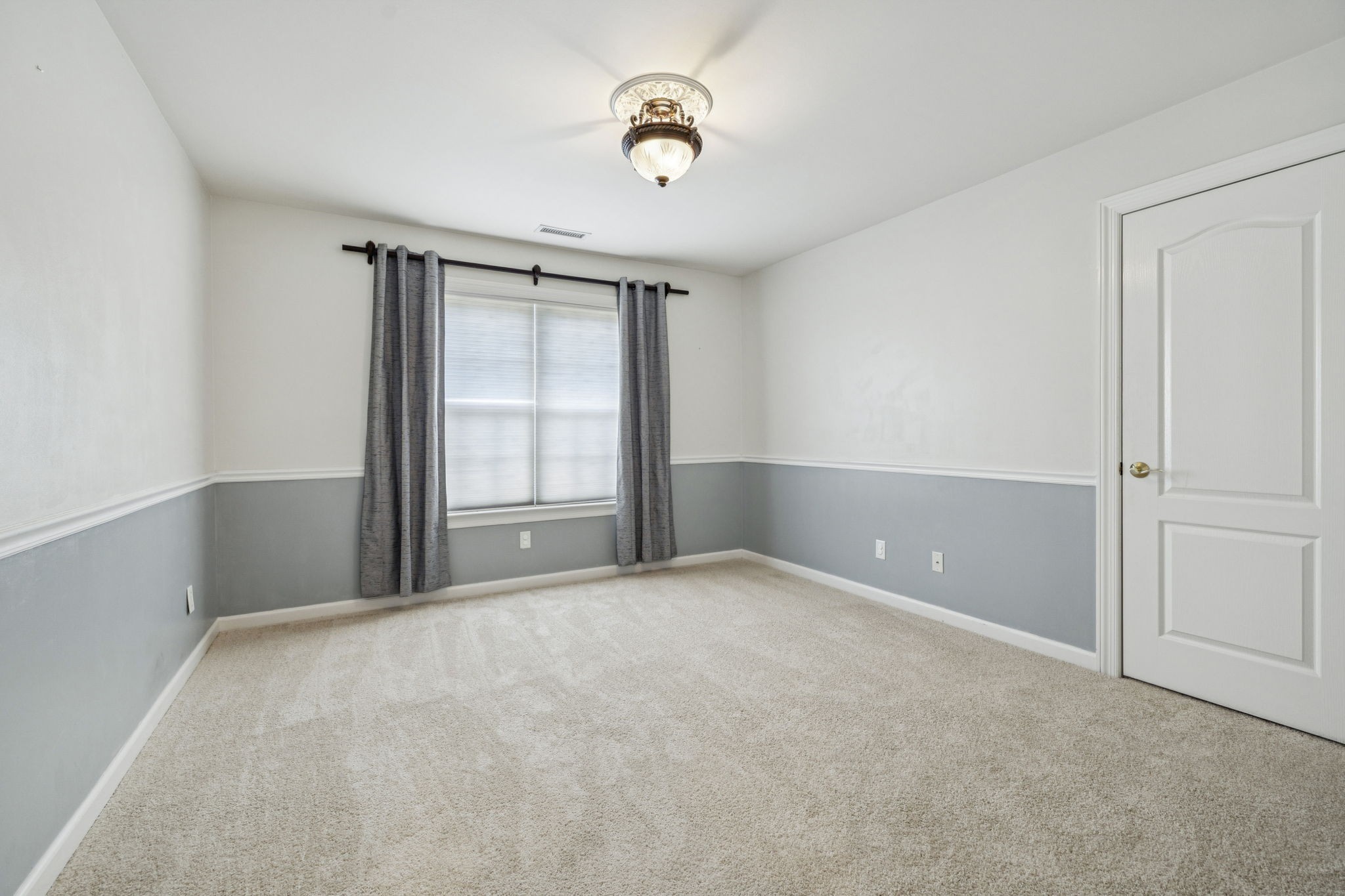 1913 Baskinbrook Court