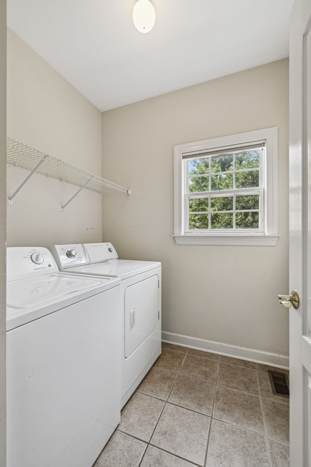 1913 Baskinbrook Court