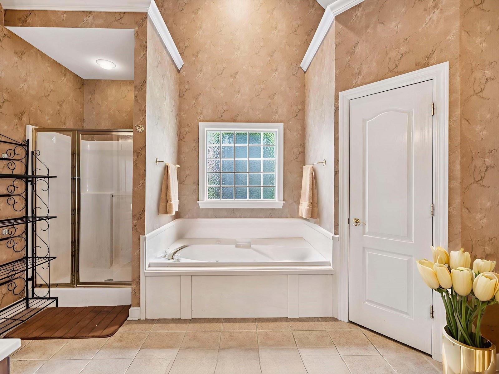 1913 Baskinbrook Court