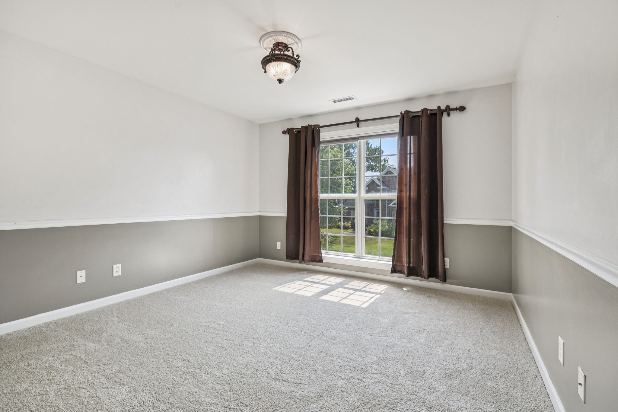 1913 Baskinbrook Court