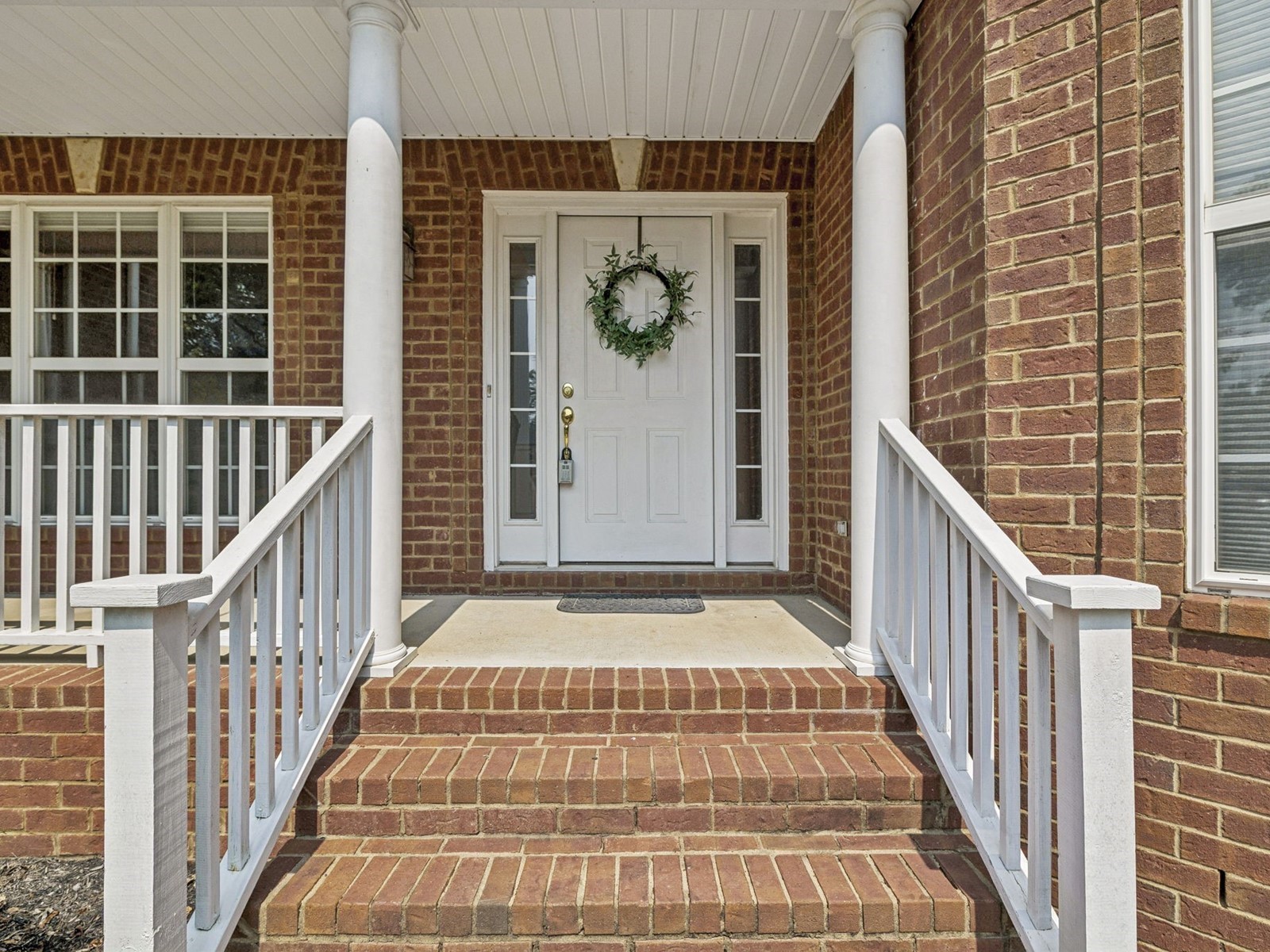 1913 Baskinbrook Court