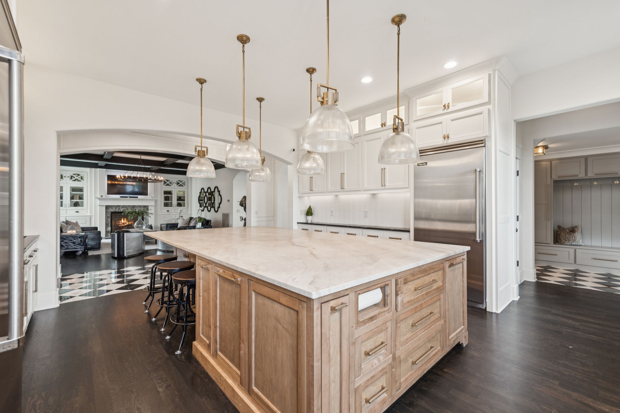 5521 Hawks Landing Dr