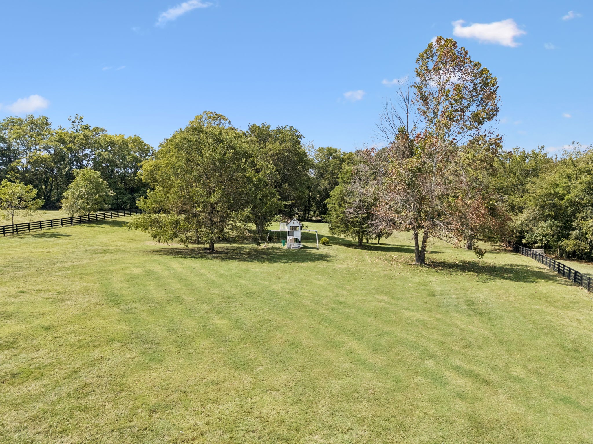 5521 Hawks Landing Dr