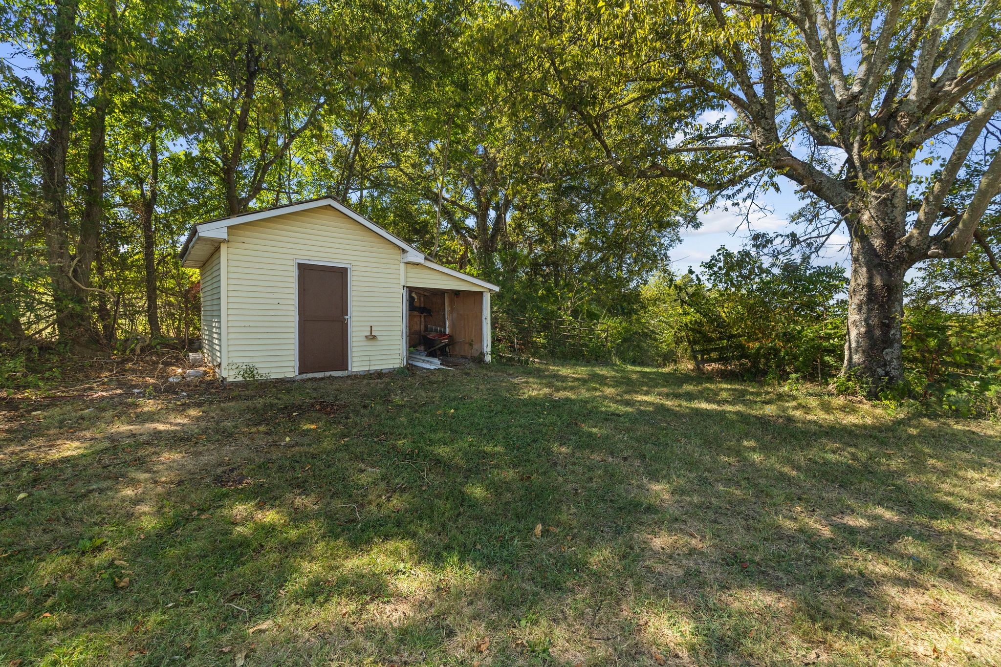 240 Neal Rd