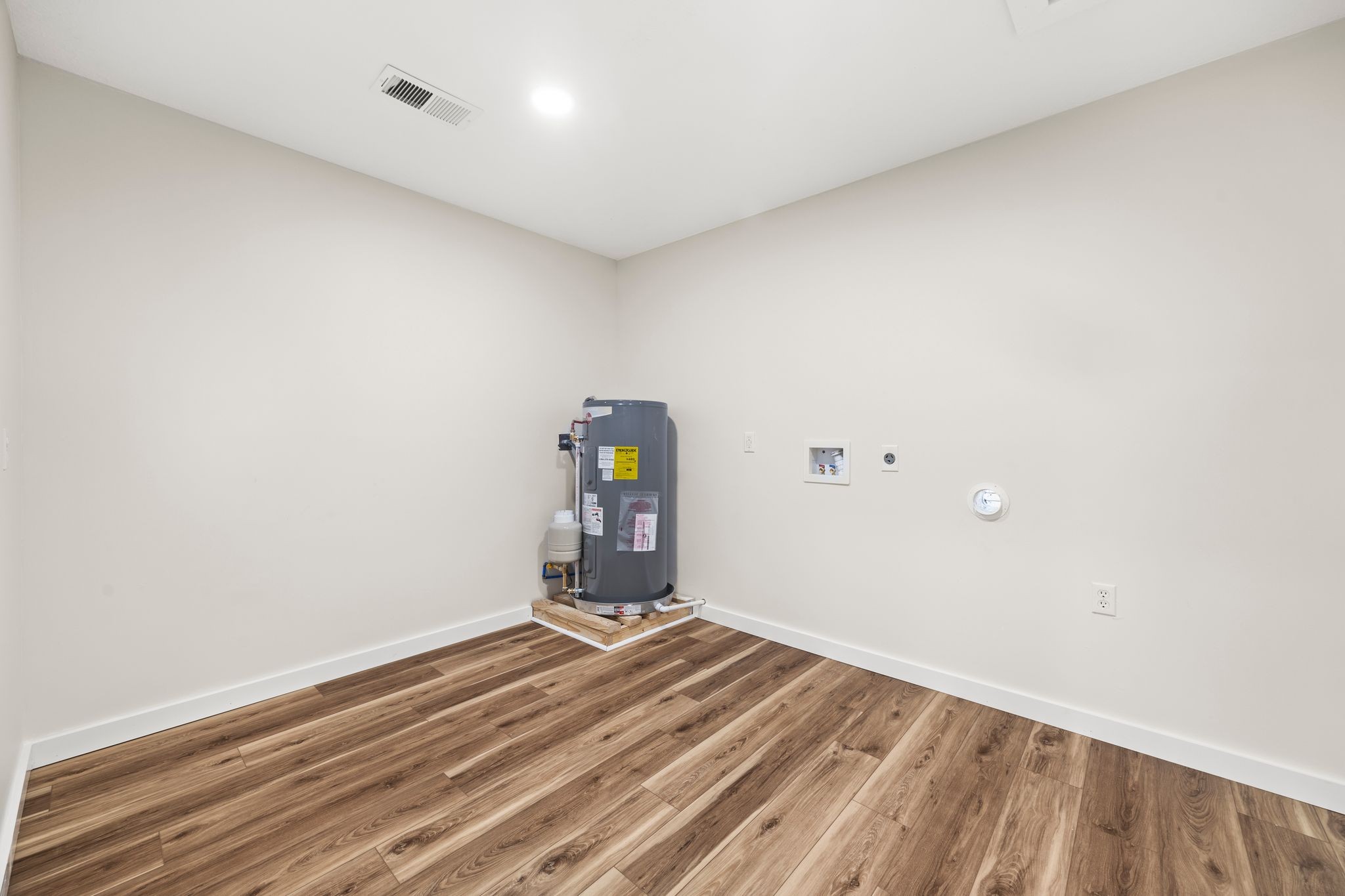 240 Neal Rd