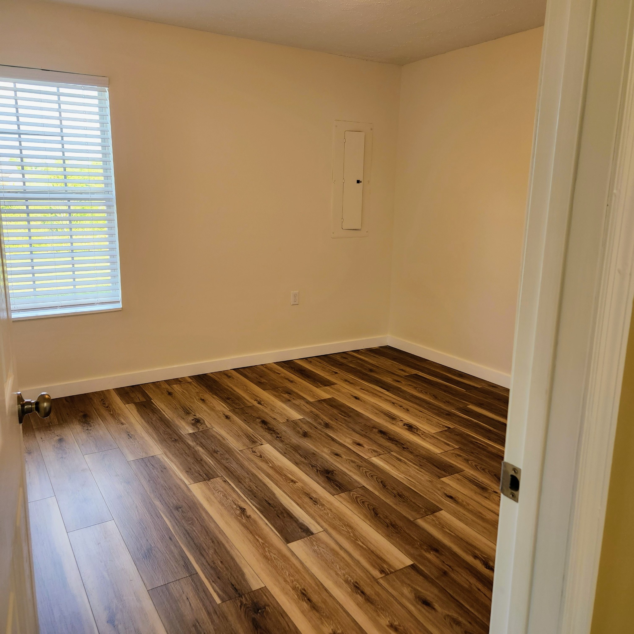 240 Neal Rd