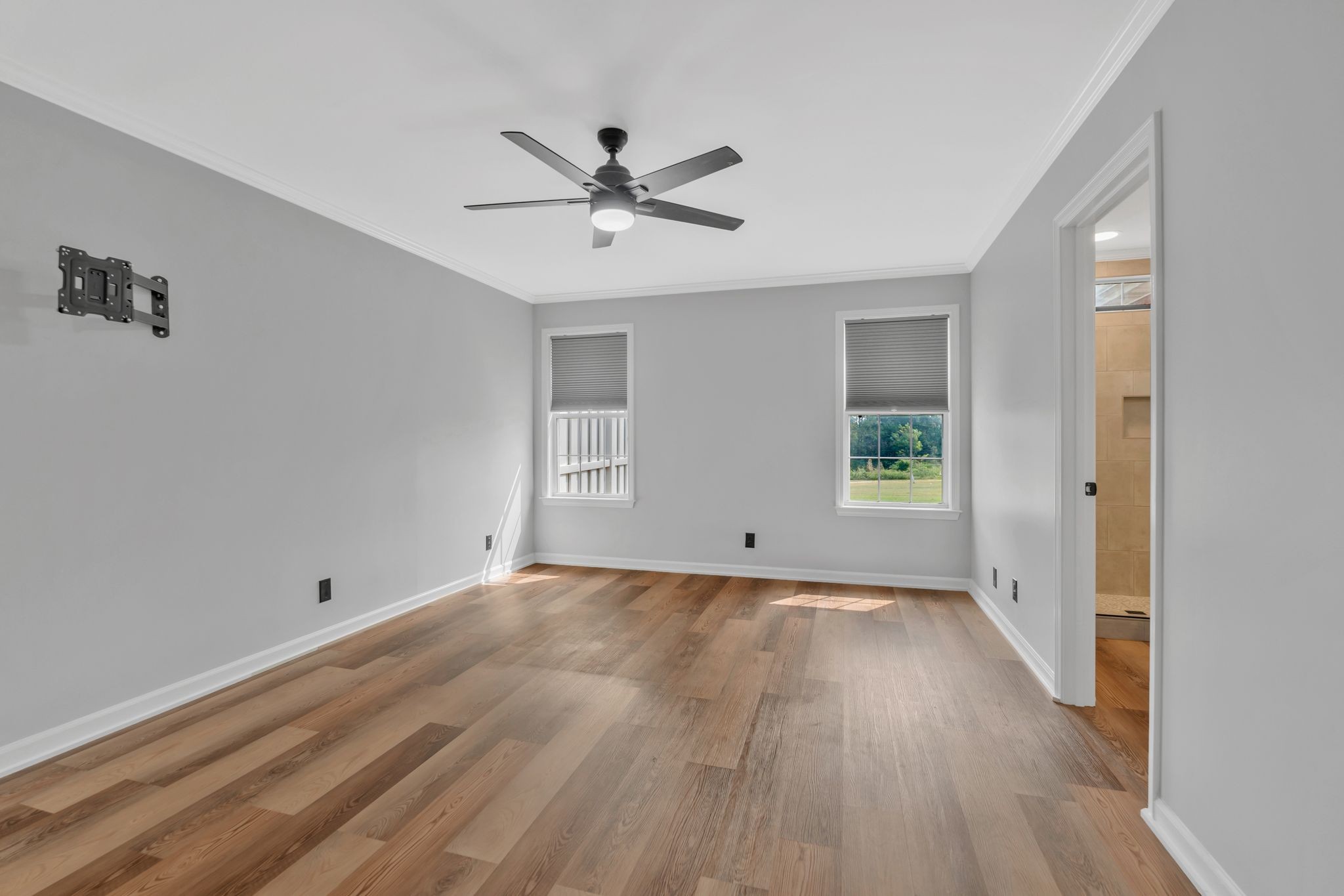 2555 Shinnecock Ct