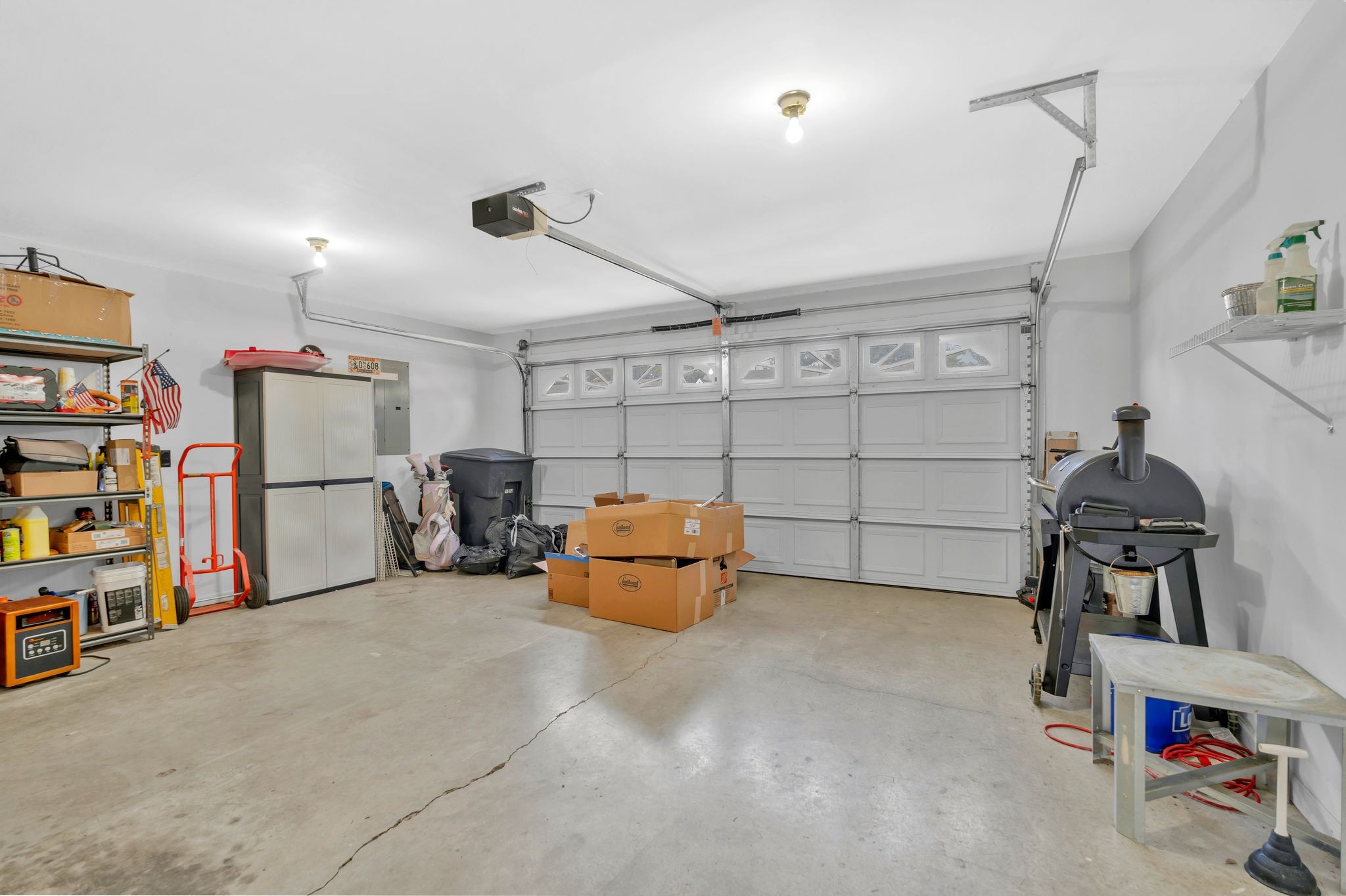 2555 Shinnecock Ct