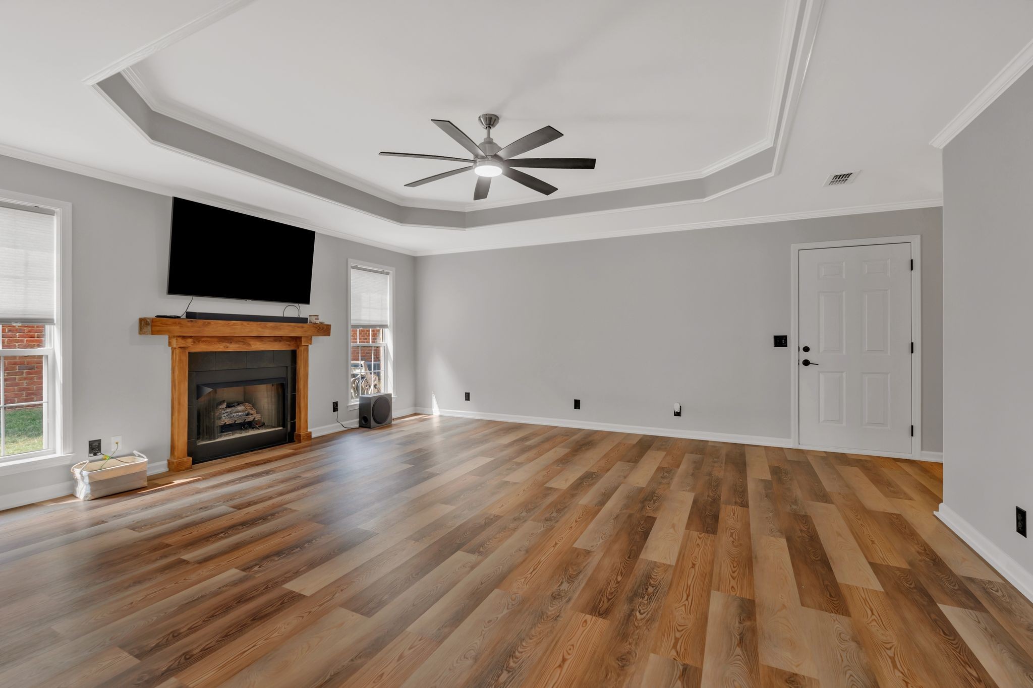 2555 Shinnecock Ct