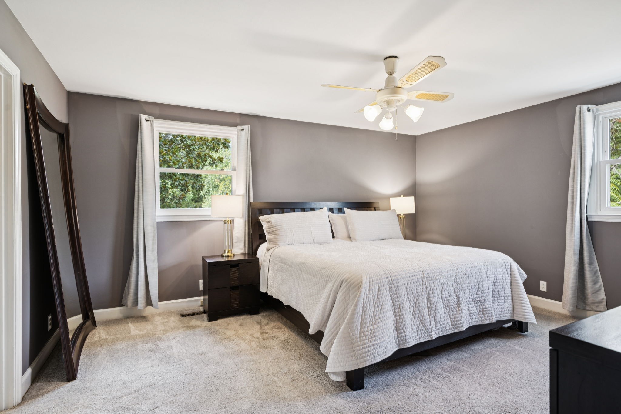 9232 Queensboro