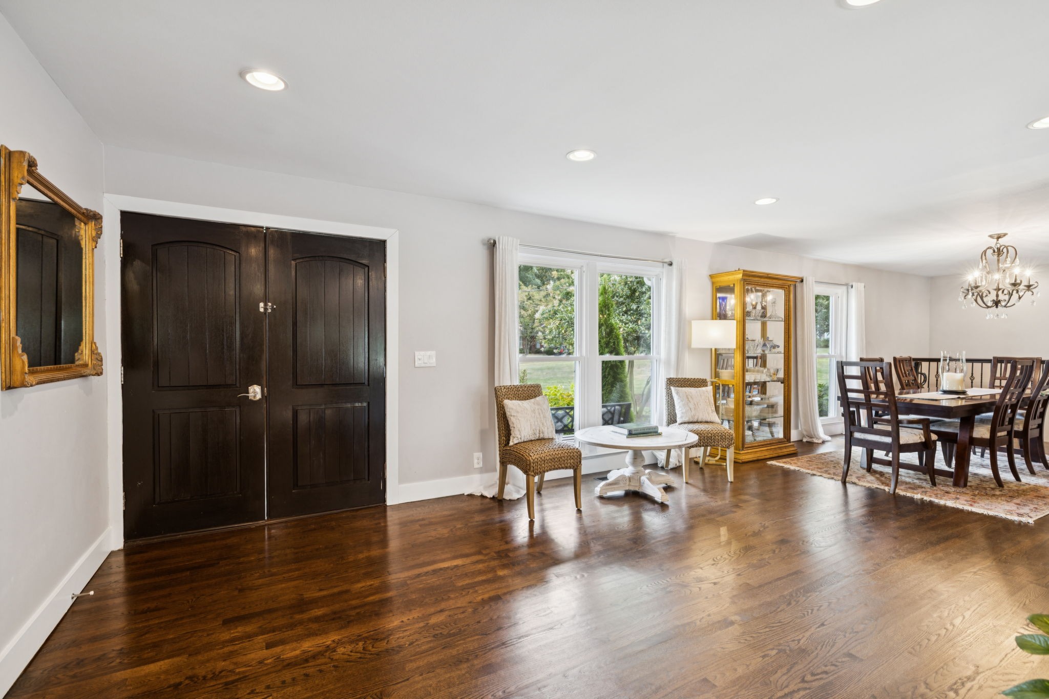 9232 Queensboro