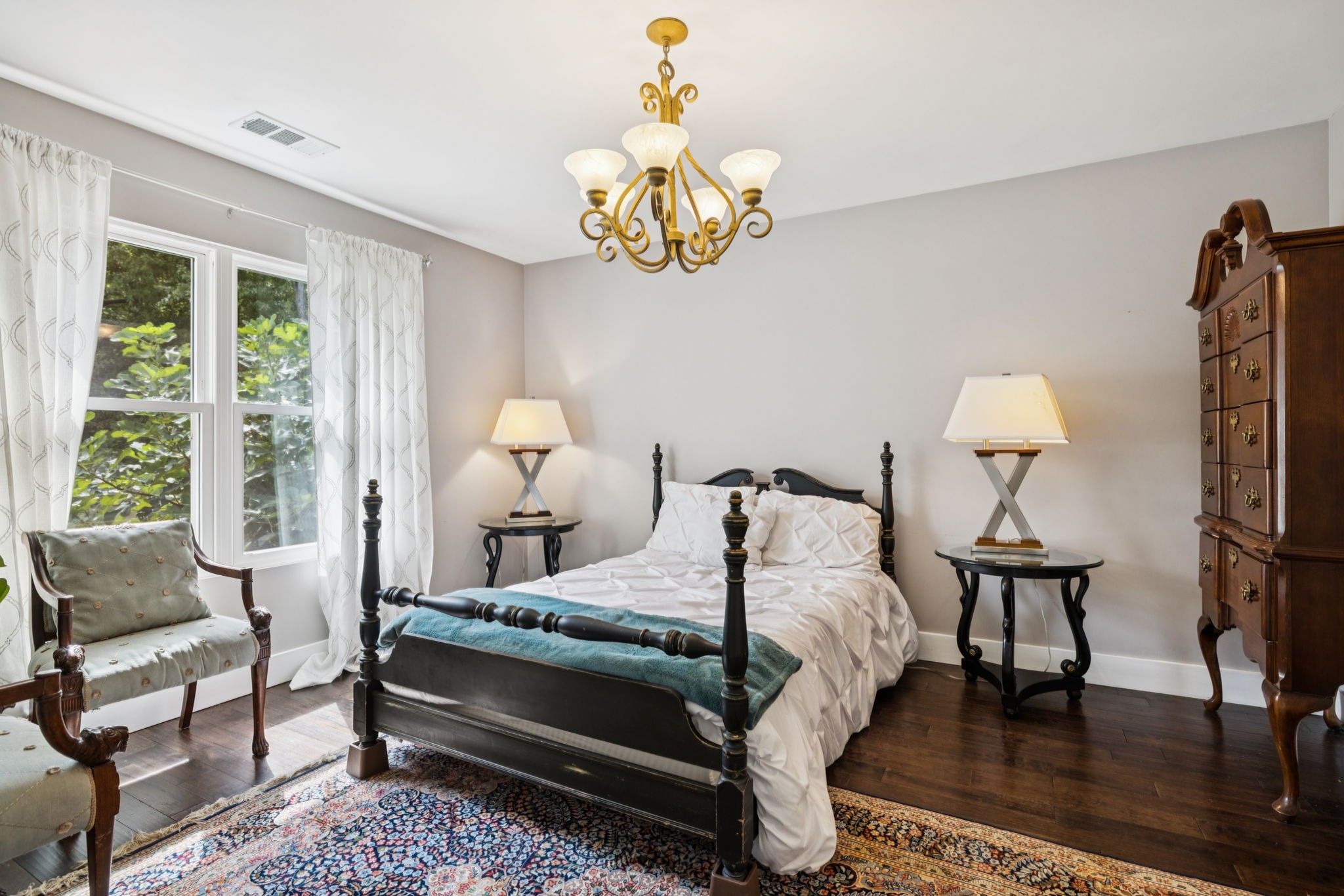 9232 Queensboro