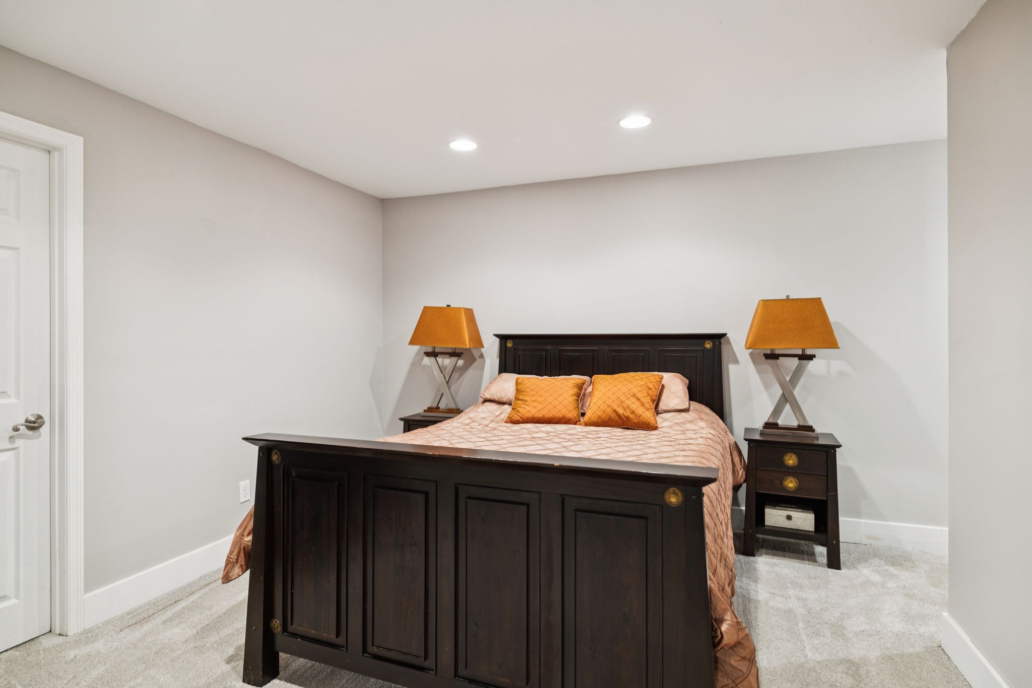 9232 Queensboro