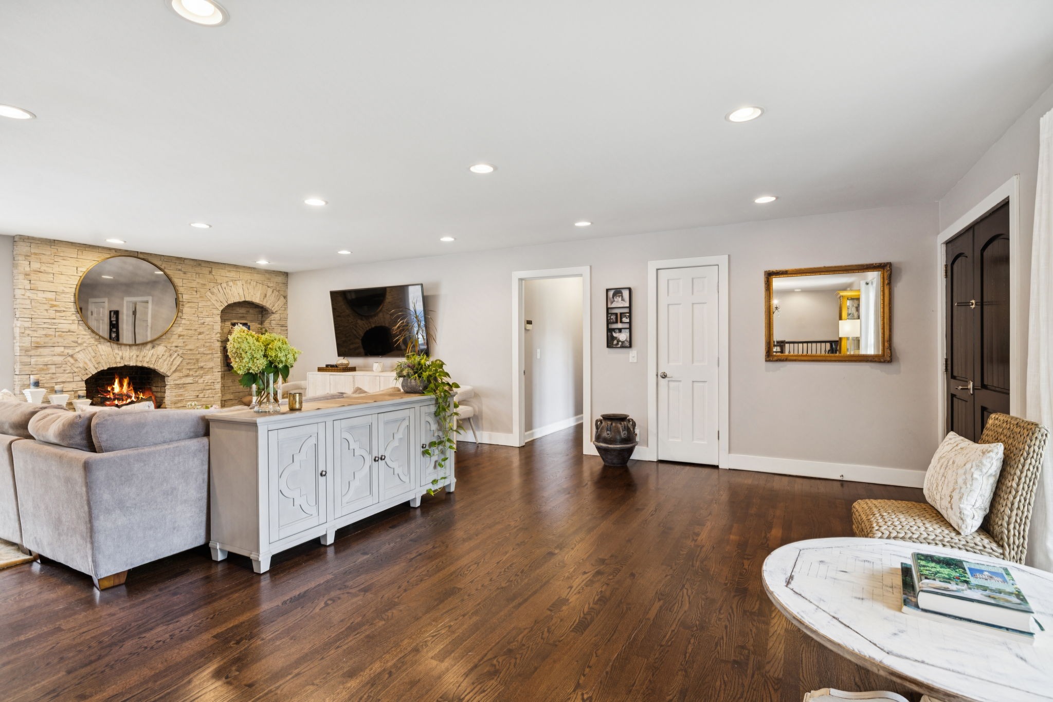 9232 Queensboro