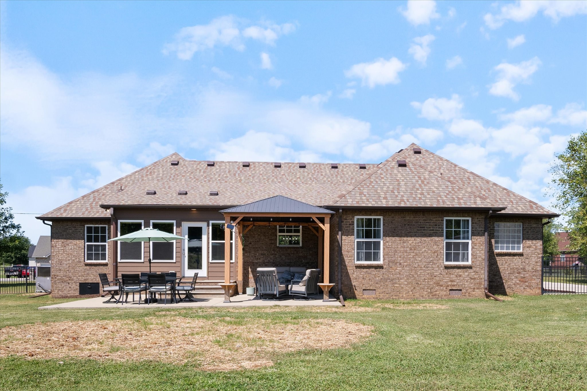 101 Holly Ct