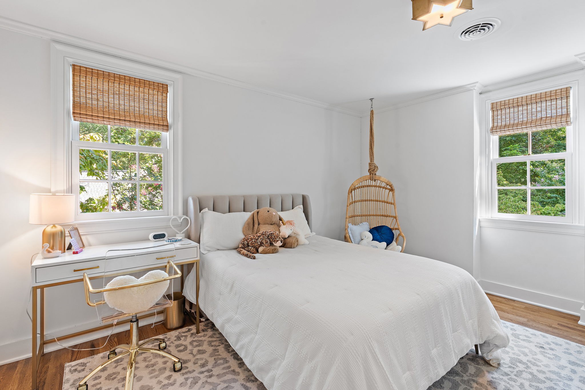 105 Eaton Ct