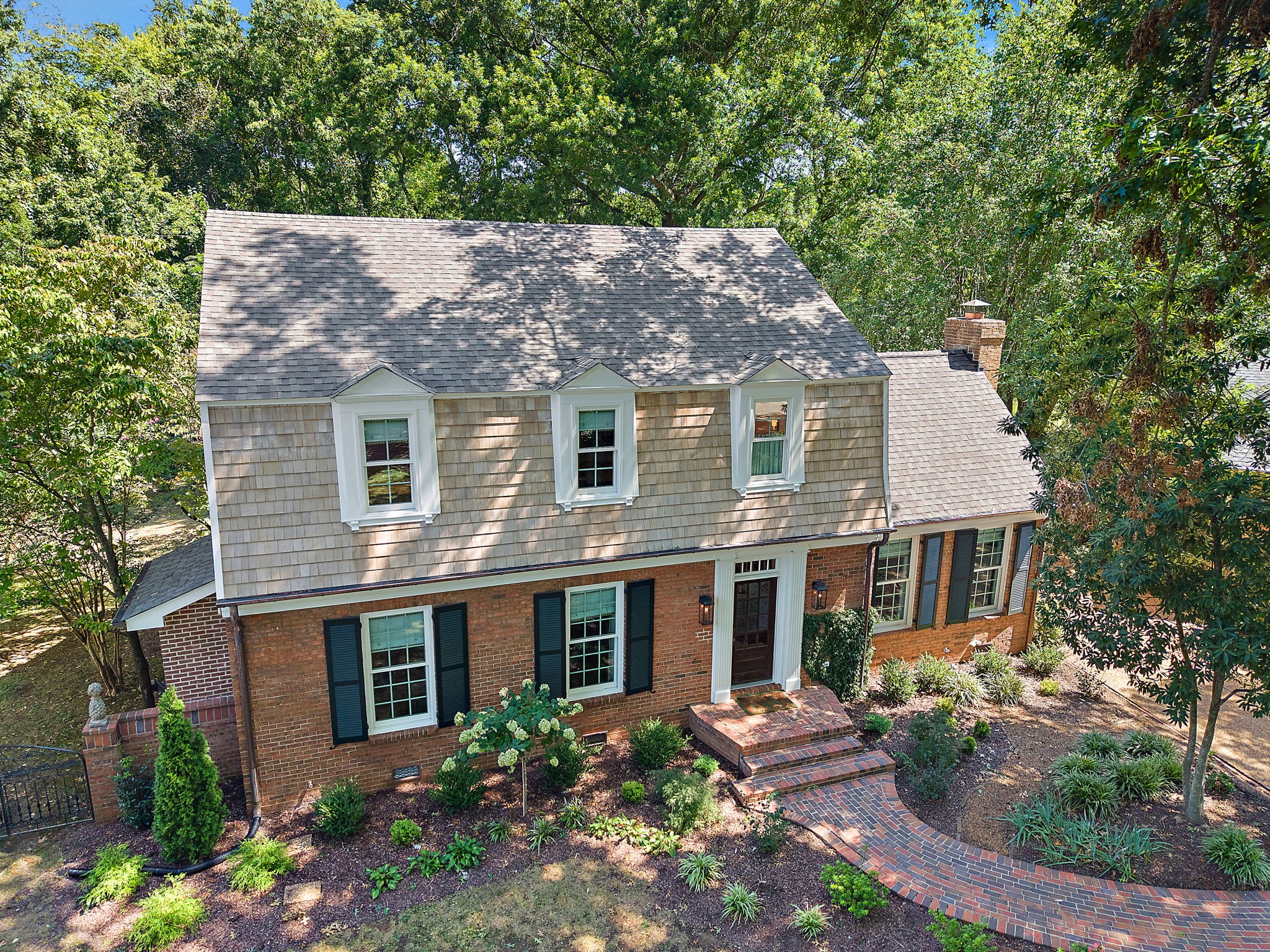 105 Eaton Ct