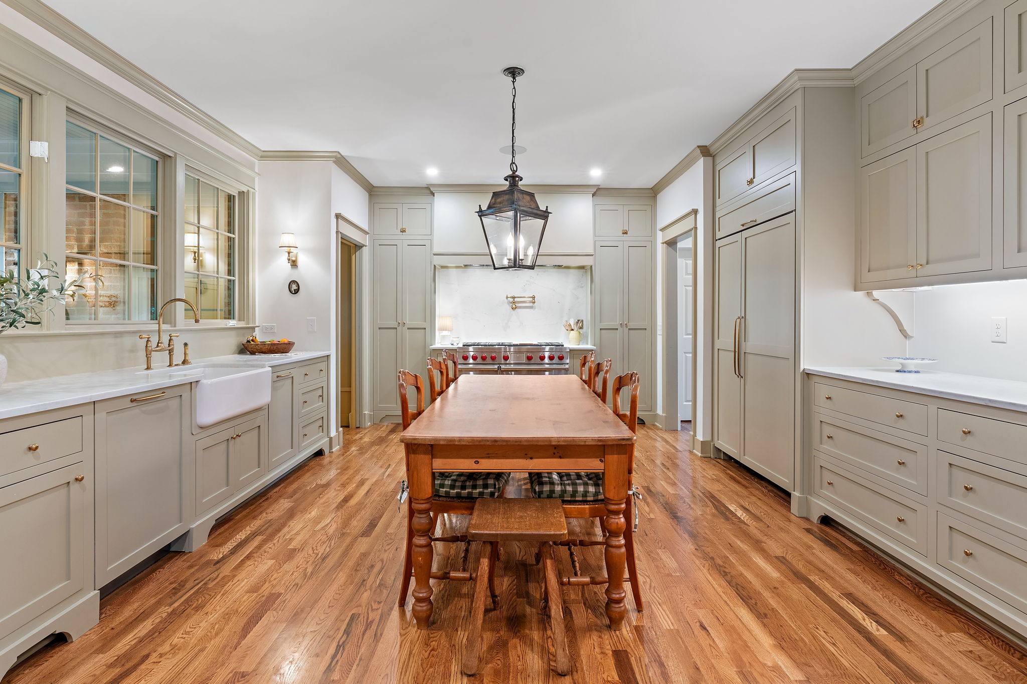 105 Eaton Ct