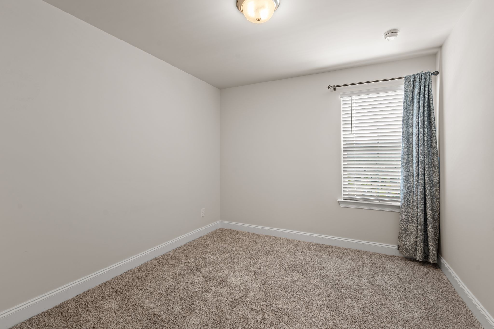 4510 Skywood Ln