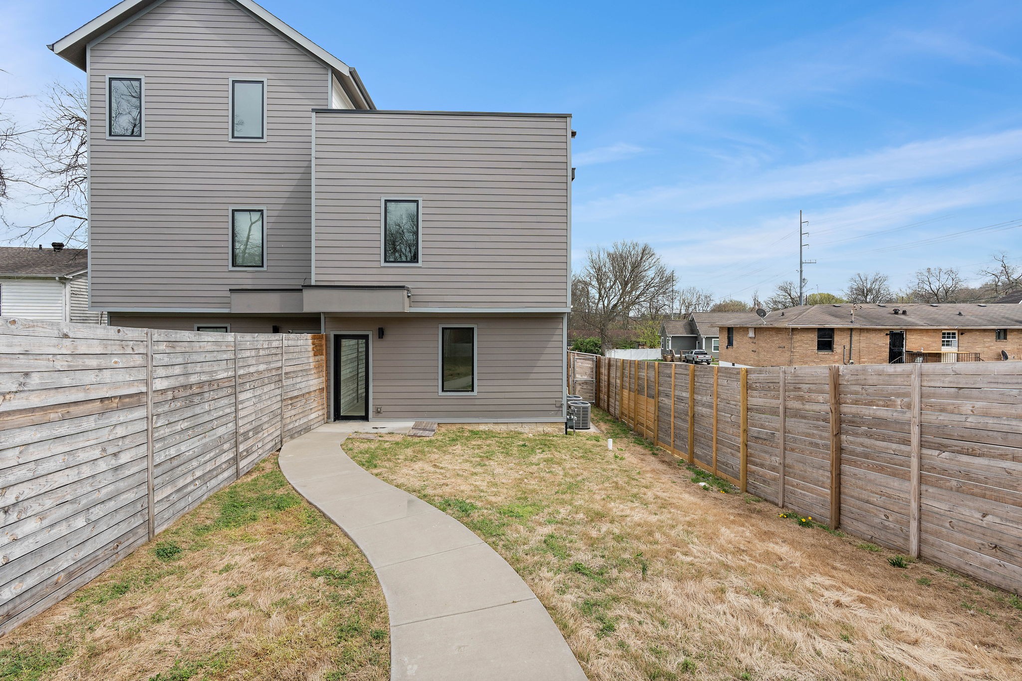 807 32nd Ave, N Unit: A