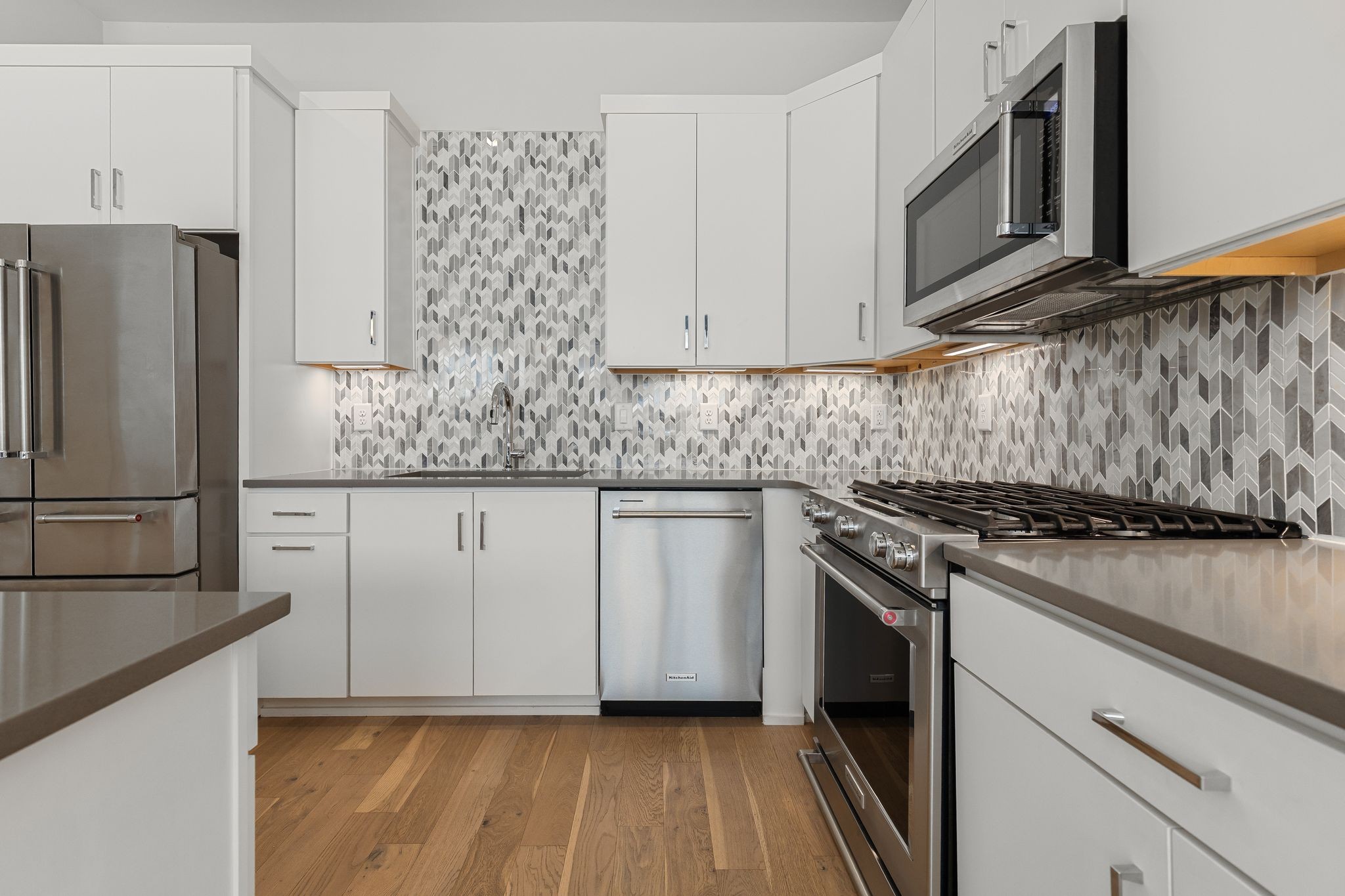 119 Acklen Park Dr Unit: 101