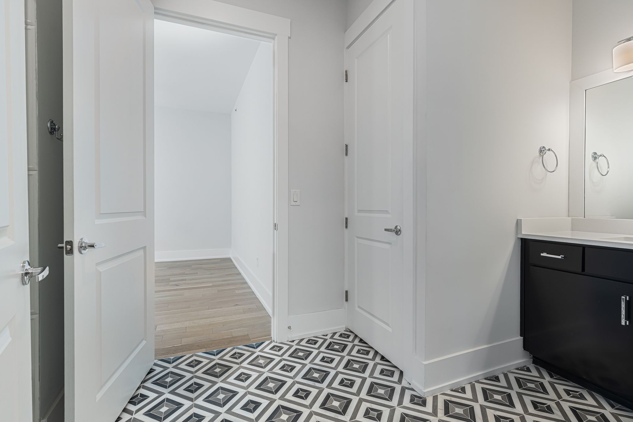 119 Acklen Park Dr Unit: 101