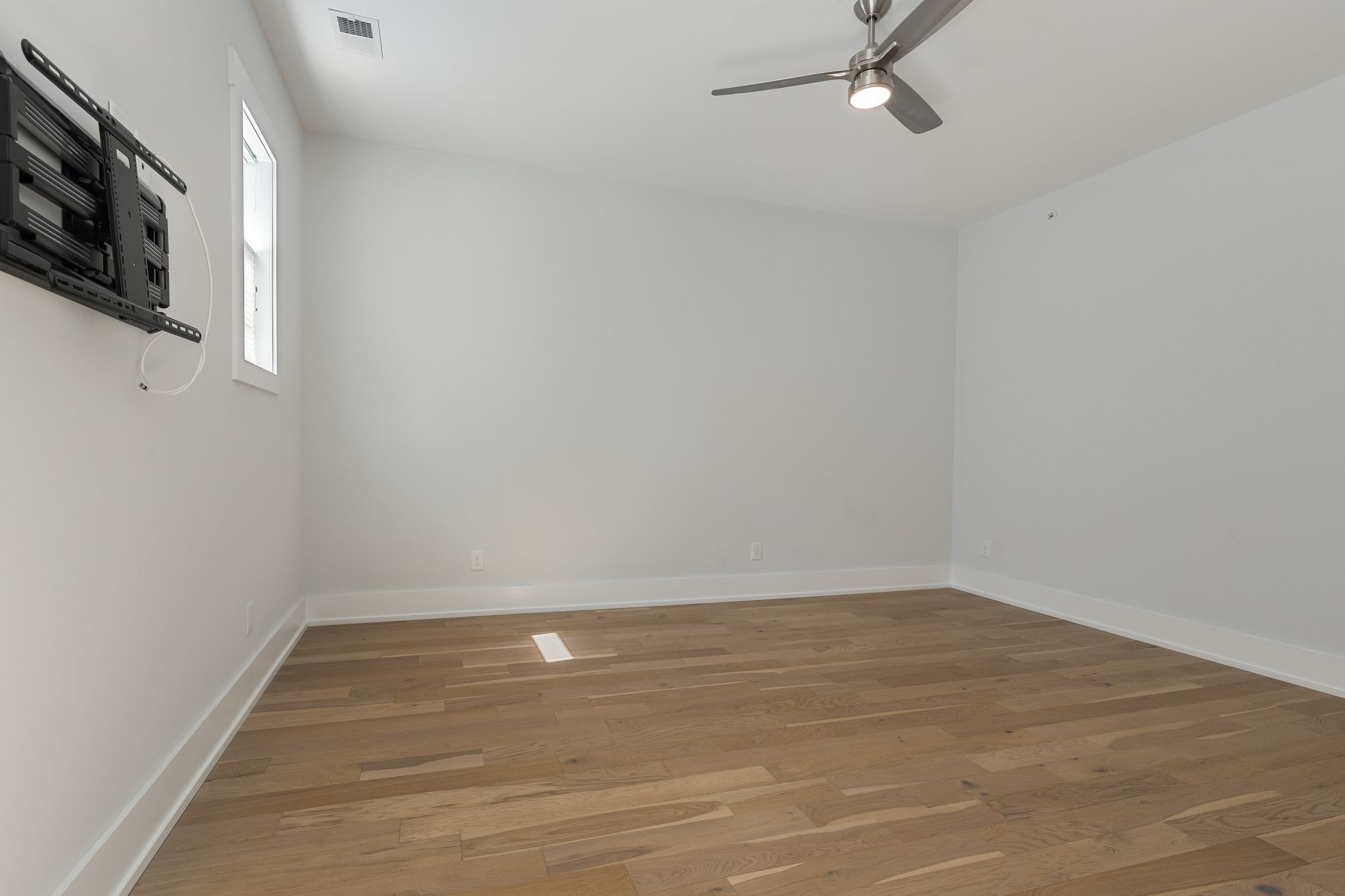 119 Acklen Park Dr Unit: 101