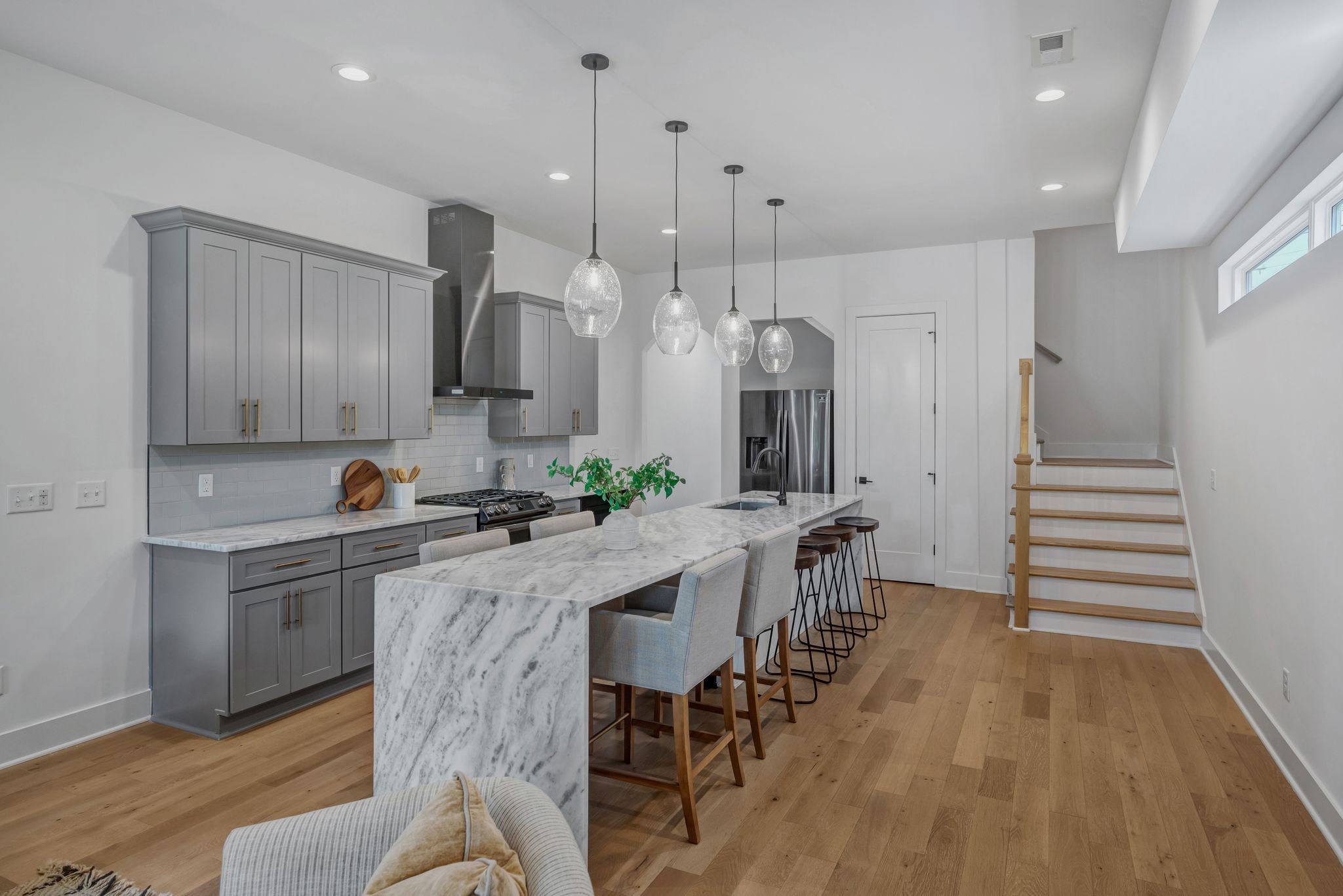 2309 23rd Ave, N Unit: A