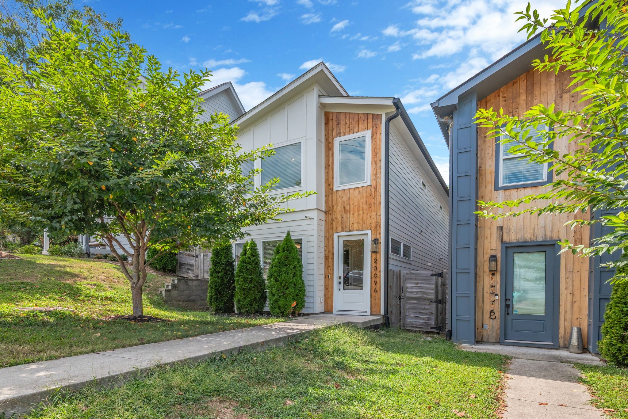 2309 23rd Ave, N Unit: A