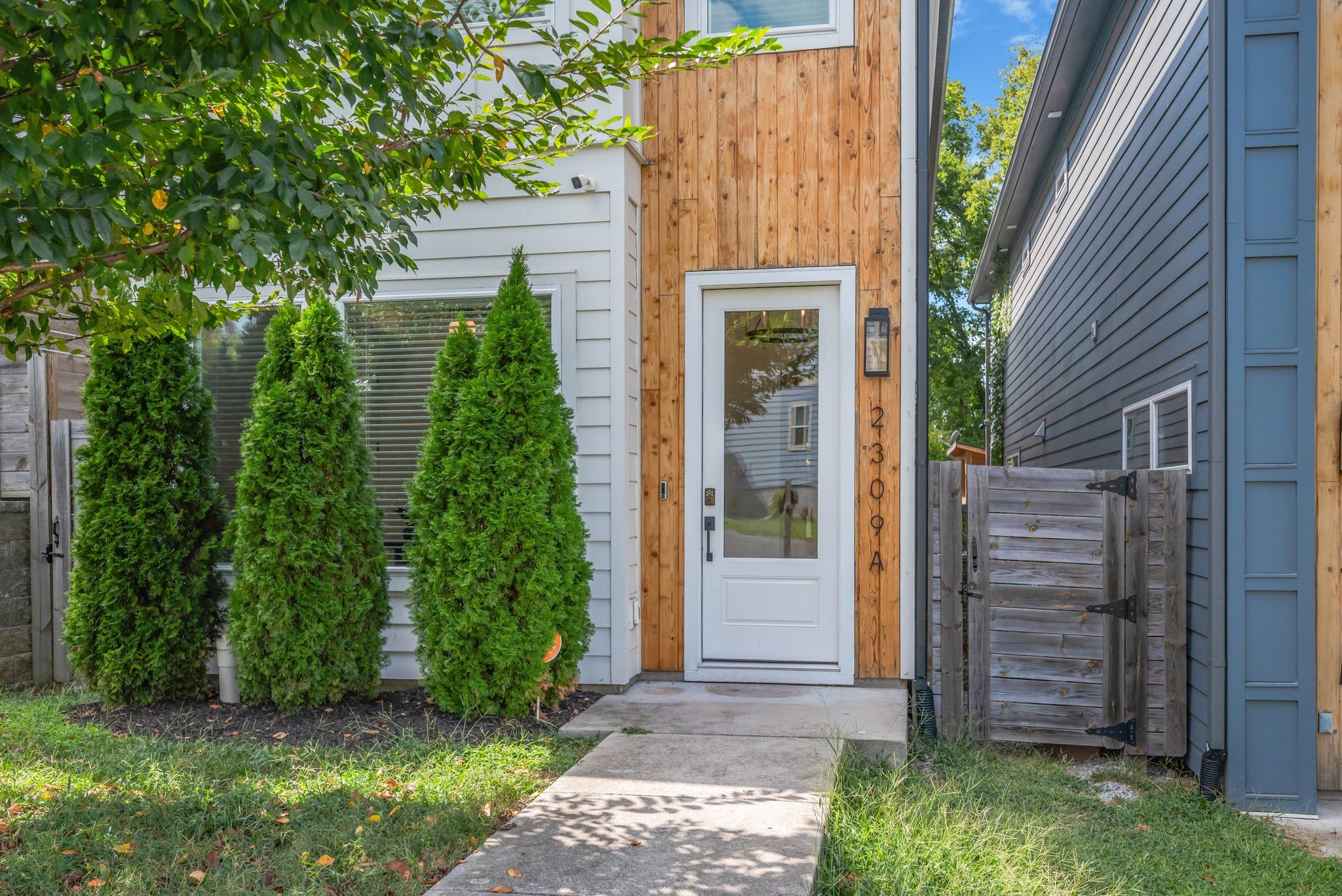 2309 23rd Ave, N Unit: A